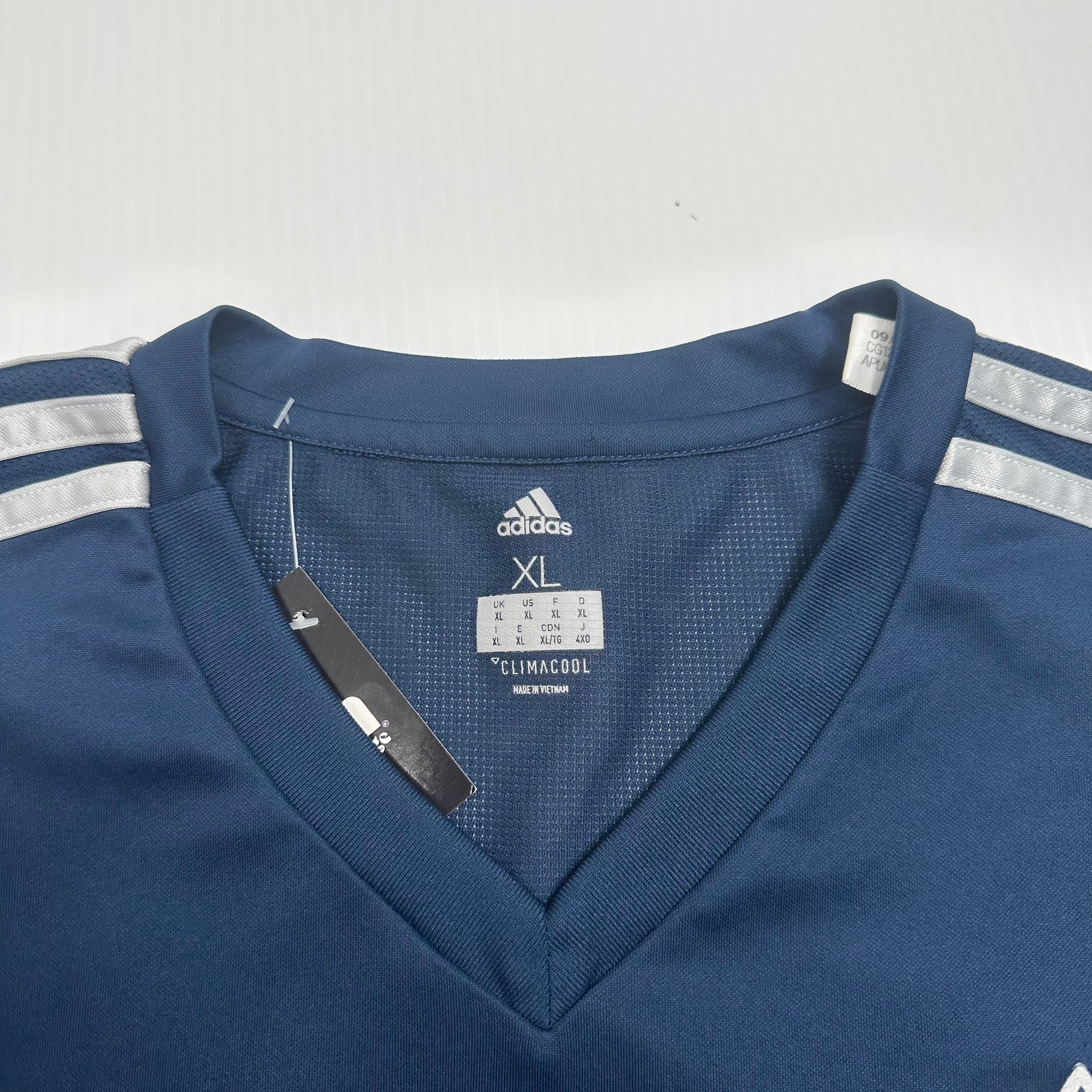 2011 Adidas Vancouver Whitecaps Away Kit XL