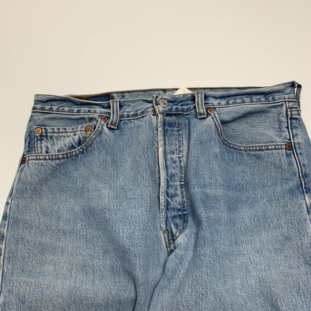 501 Light Wash Levi’s 33