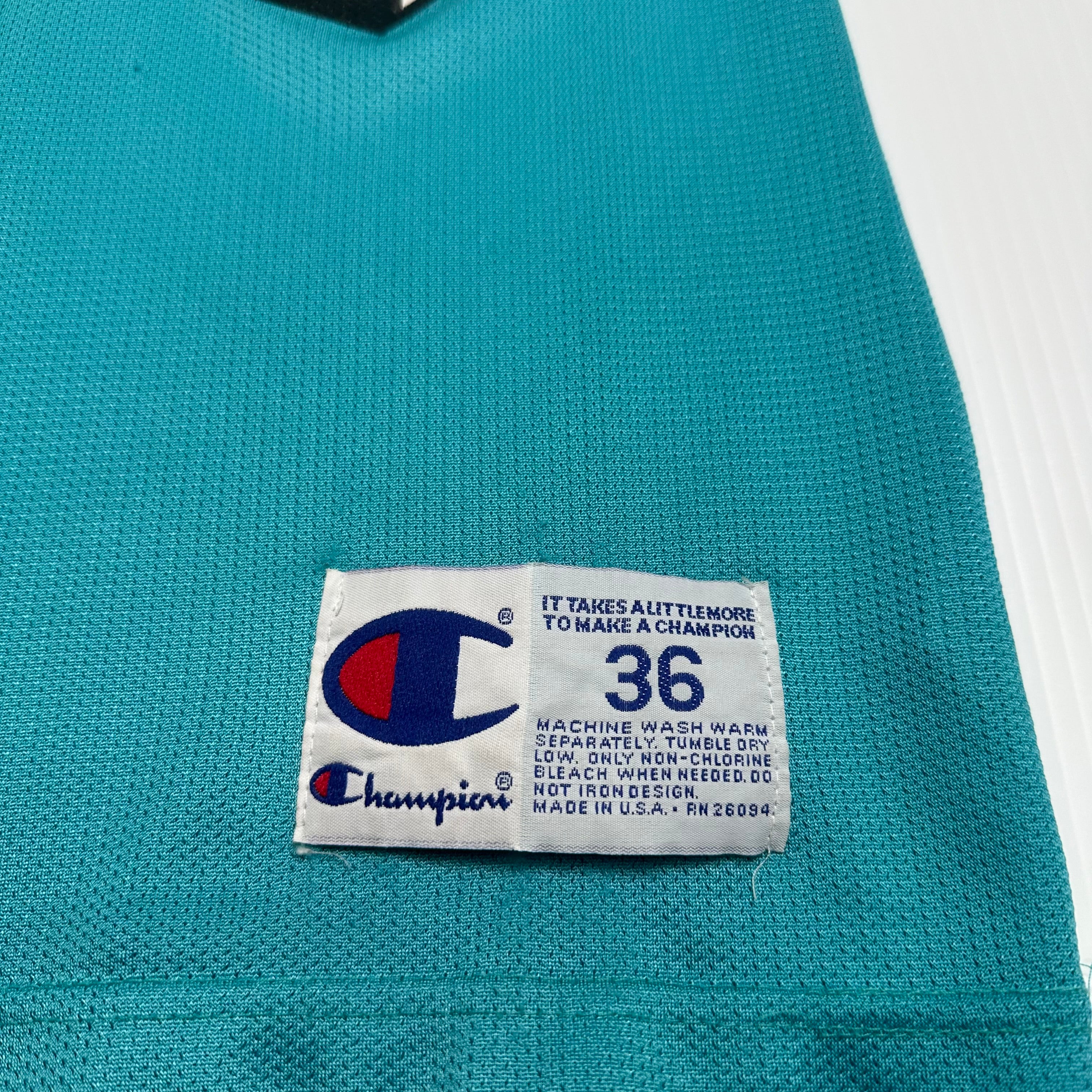 90s Champion Vancouver Grizzlies #1 Jersey Youth L