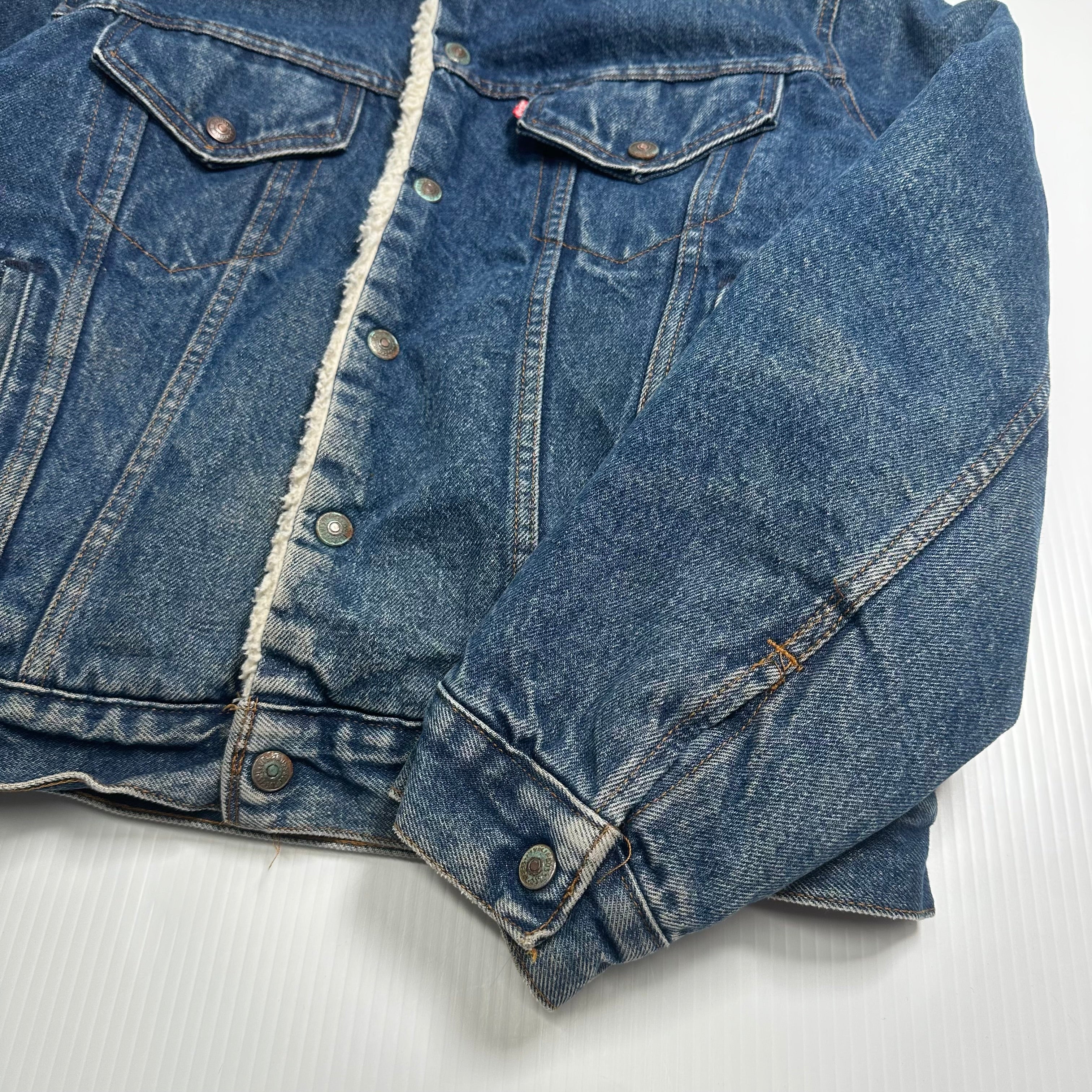 Vintage Levi's Sherpa Lined Denim Jacket L