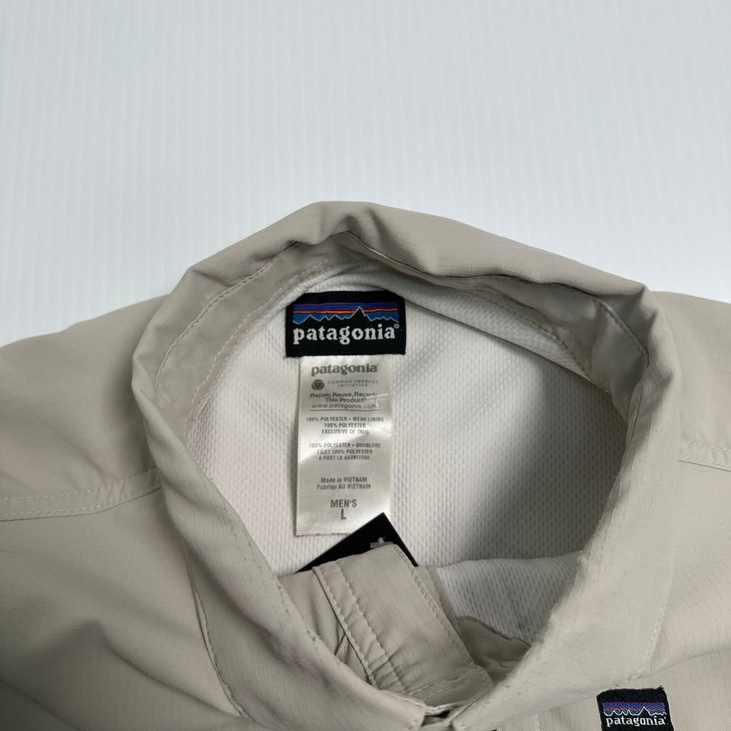 Patagonia Technical Button Up Shirt L