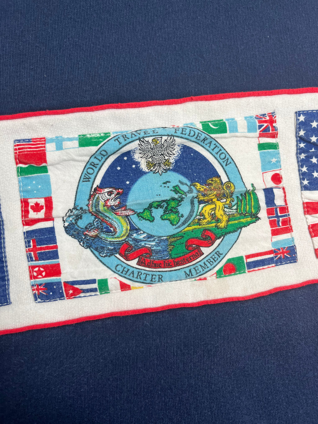 Vintage World Travel Federation Flags Crewneck XL
