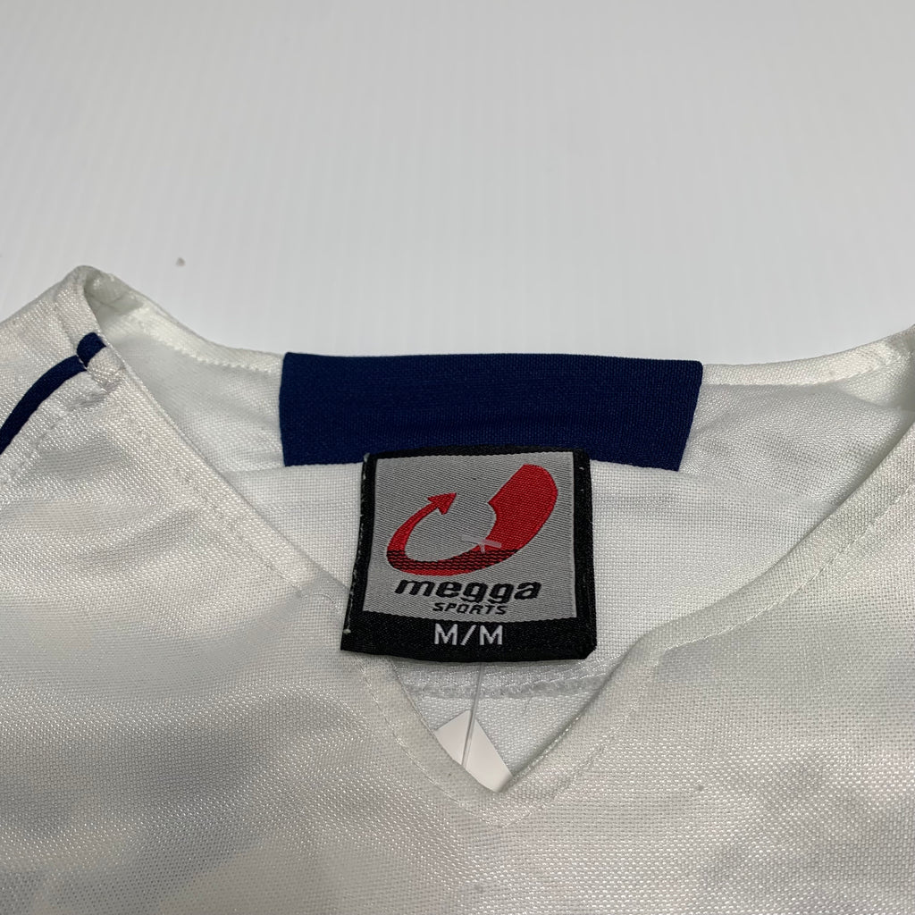 Pumas White Soccer Kit M
