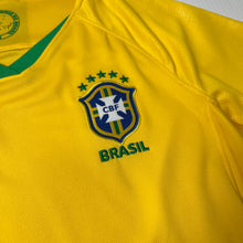 Load image into Gallery viewer, 2019 Nike Brazil International Home Women&#39;s Kit S
