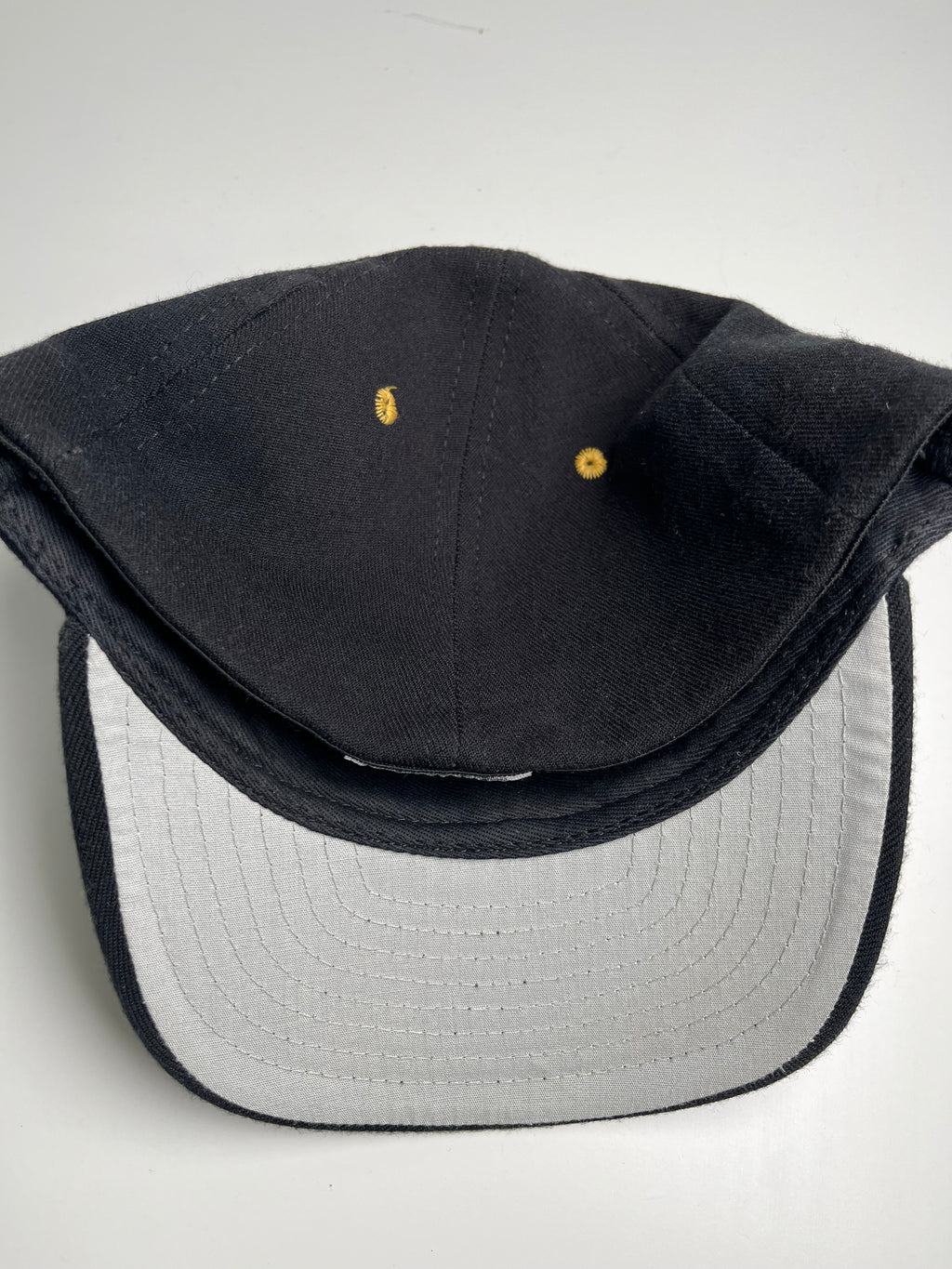 Vintage Pittsburgh Pirates Fitted Hat L/XL