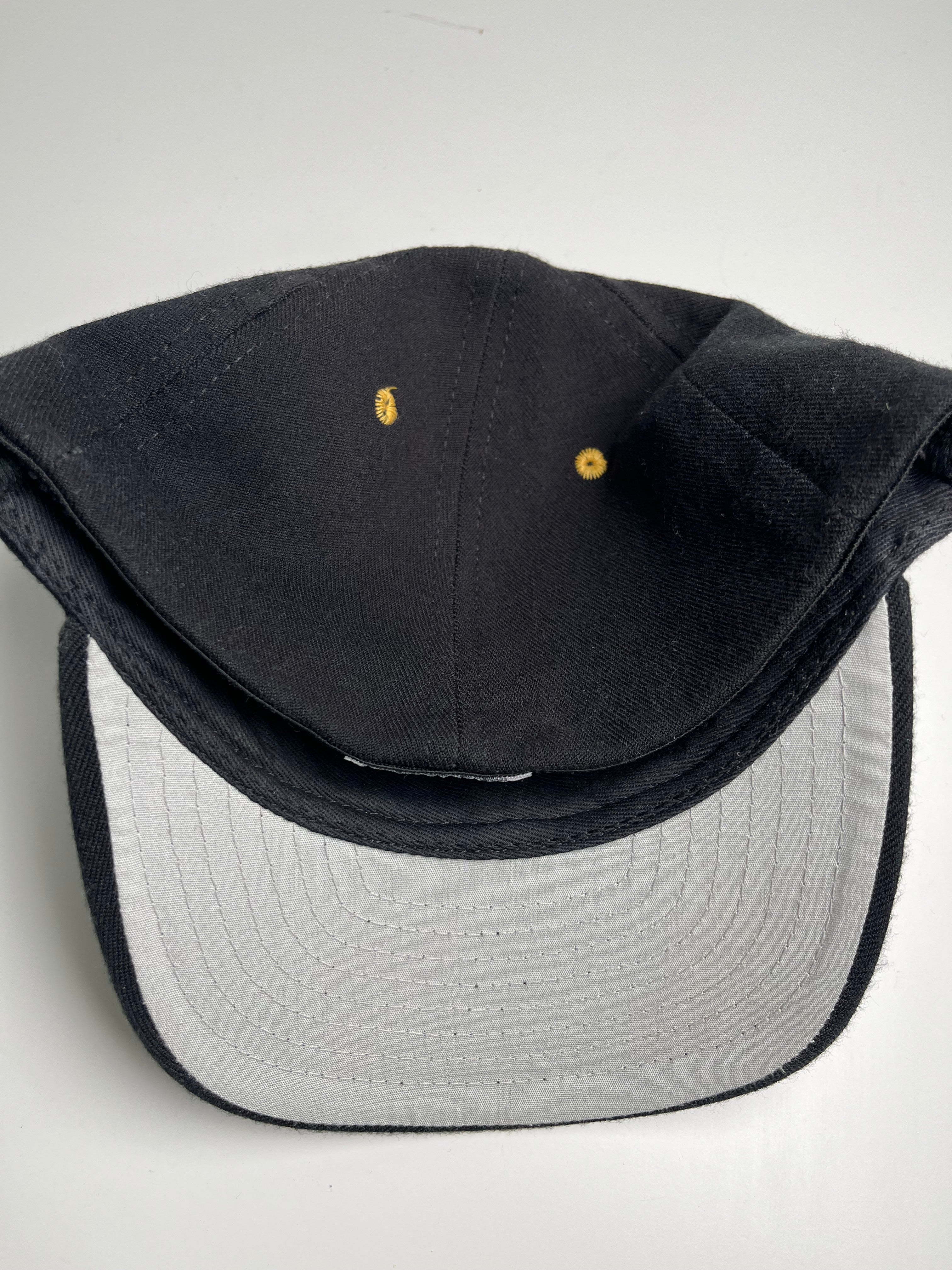Vintage Pittsburgh Pirates Fitted Hat L/XL