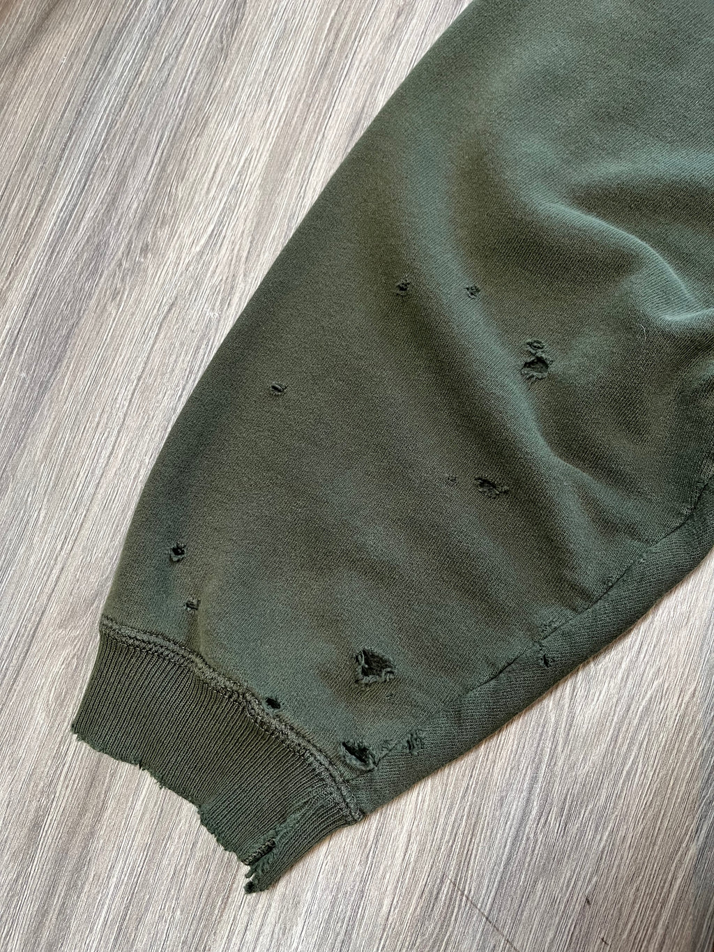 Vintage Club Monaco Distressed Faded Crewneck XL