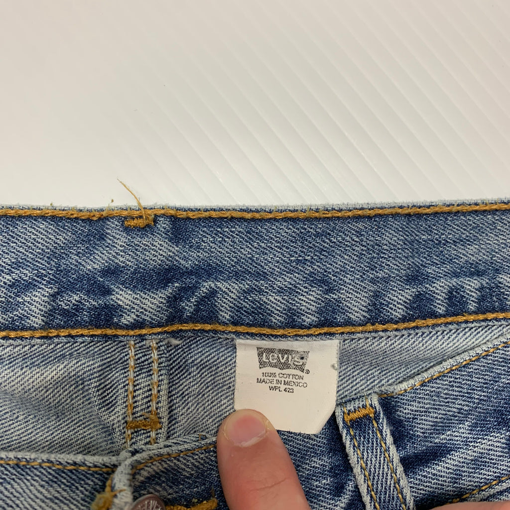 Vintage Light Wash Levi’s 501 34x30.5
