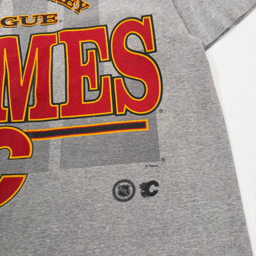 Vintage NHL Calgary Flames Graphic Tee M