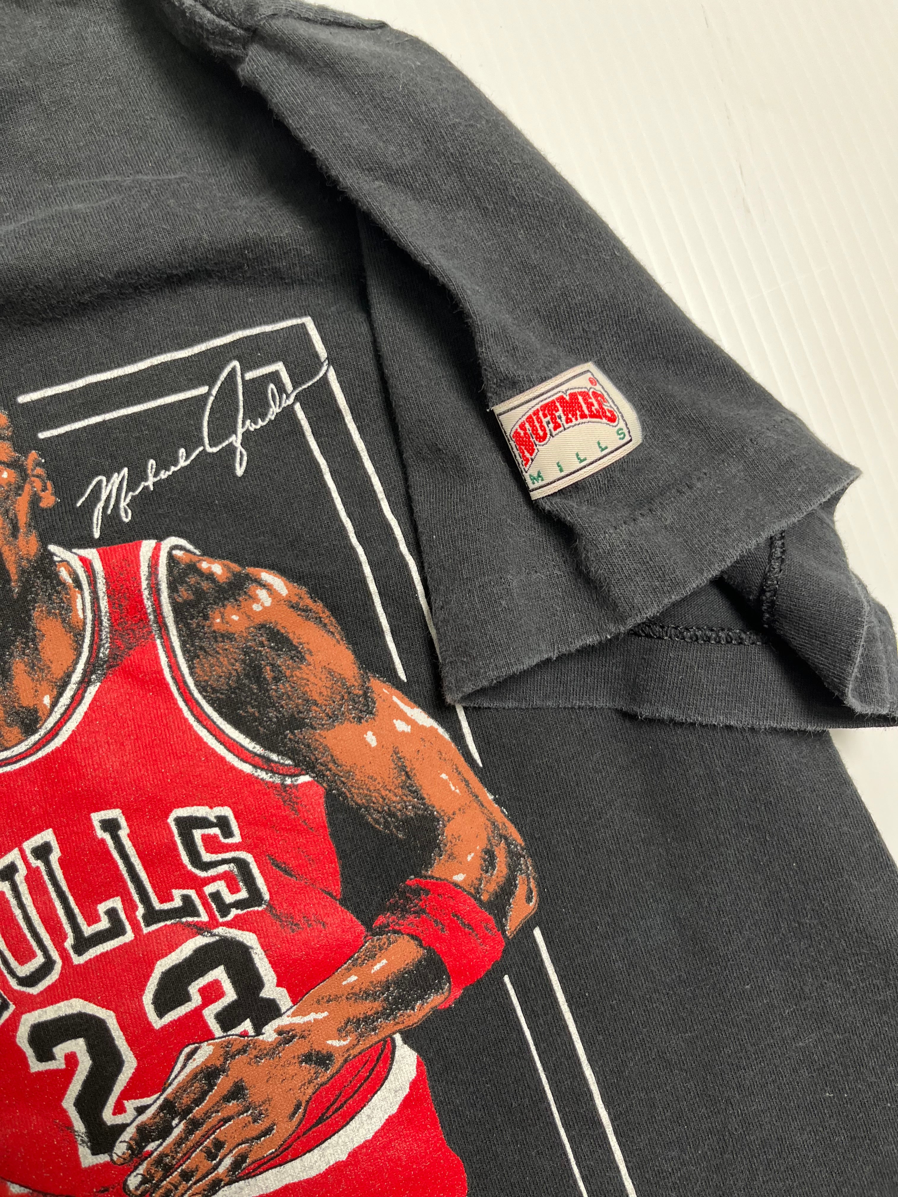 90s Nutmeg Michael Jordan Chicago Bulls Stats Tee Youth L