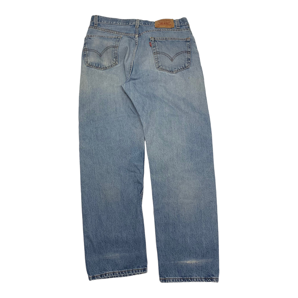 Vintage Light Wash Levi’s 505 34x30.5