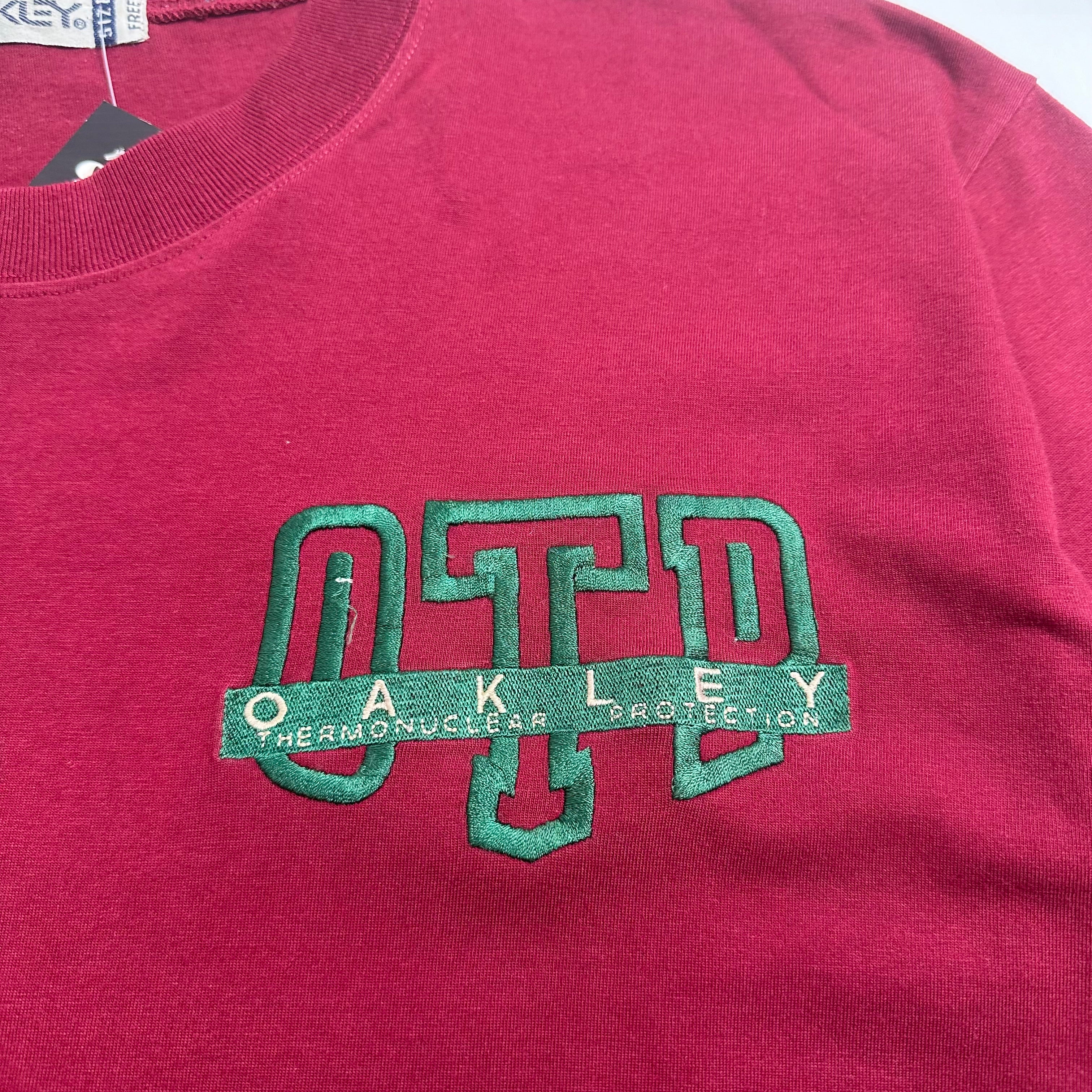 Vintage Oakley Thermonuclear Protection Tee L