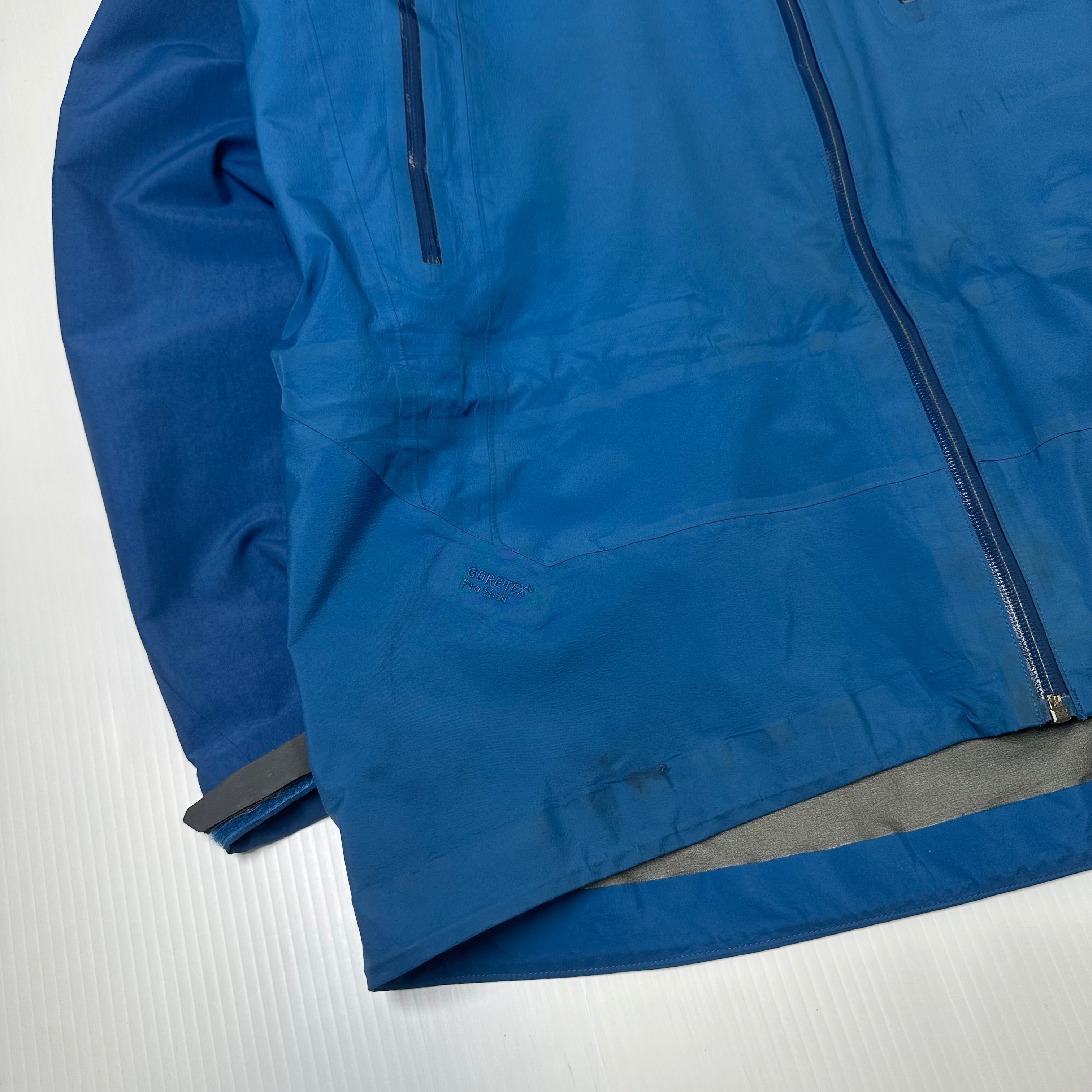 Vintage MEC Gore-Tex Shell Jacket L