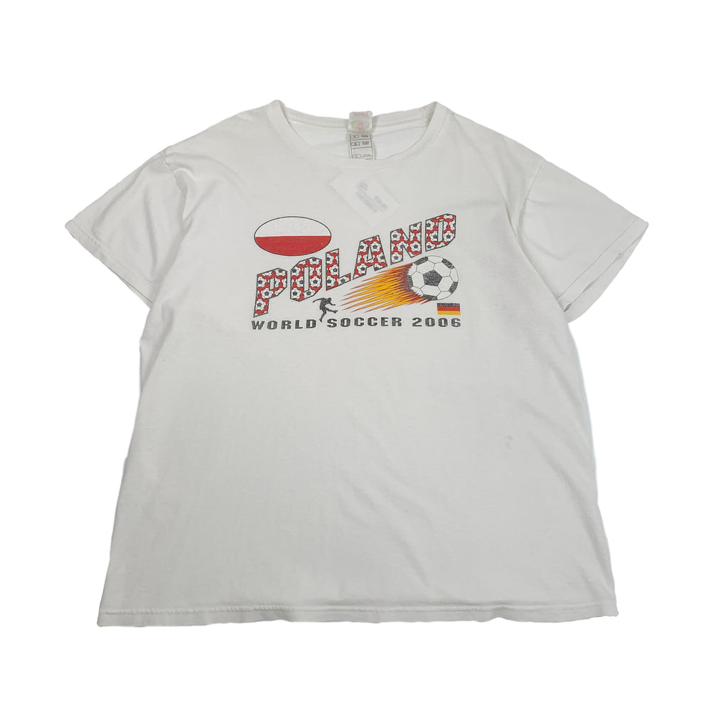 2006 Poland World Soccer Graphic Tee L