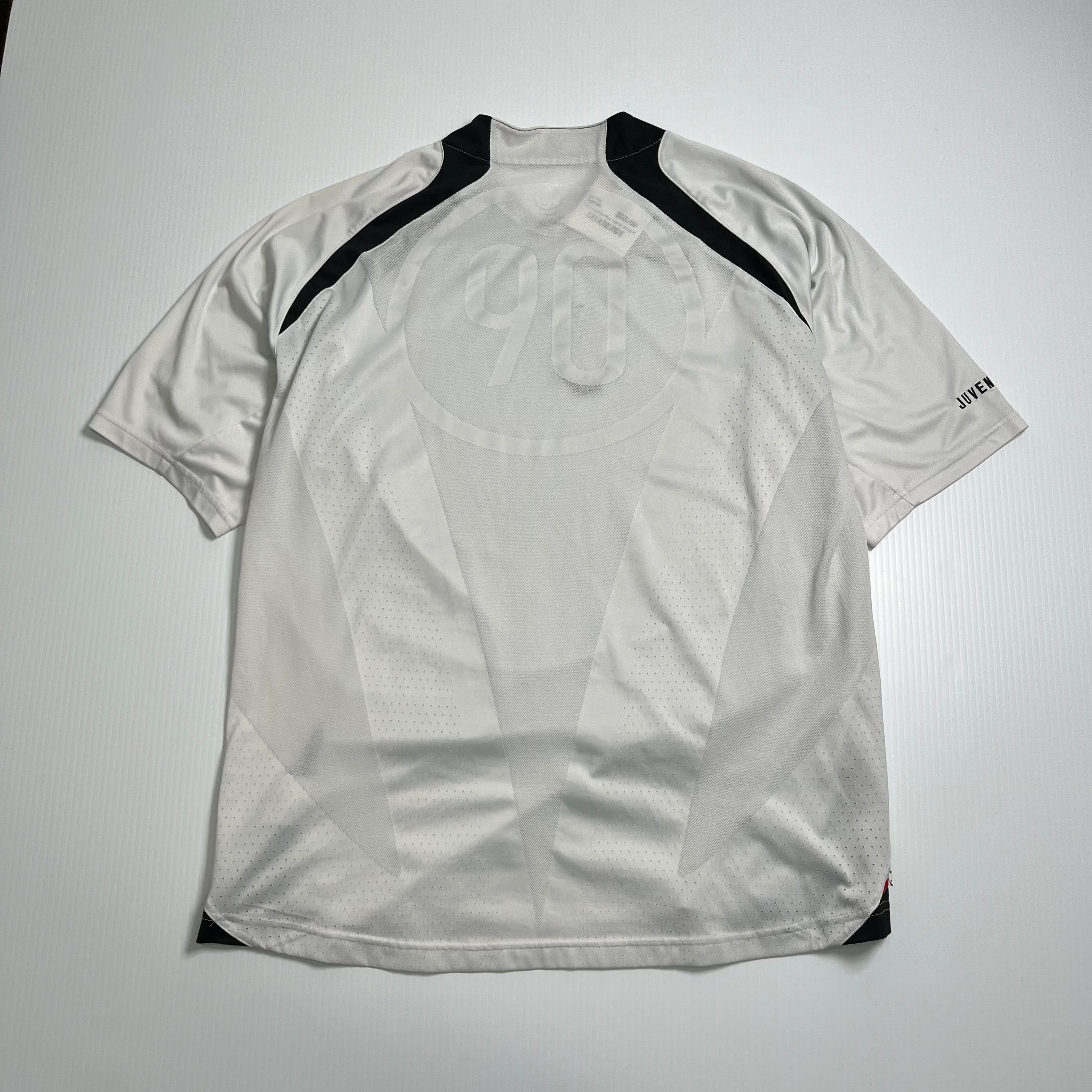 2005 Nike Juventus Total 90 Kit M