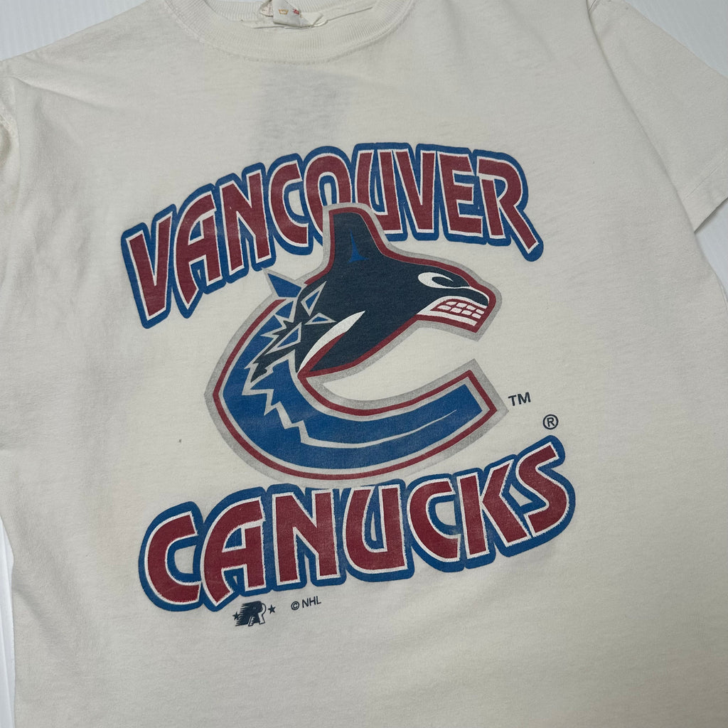 Vancouver Canucks NHL Graphic Tee Women's S