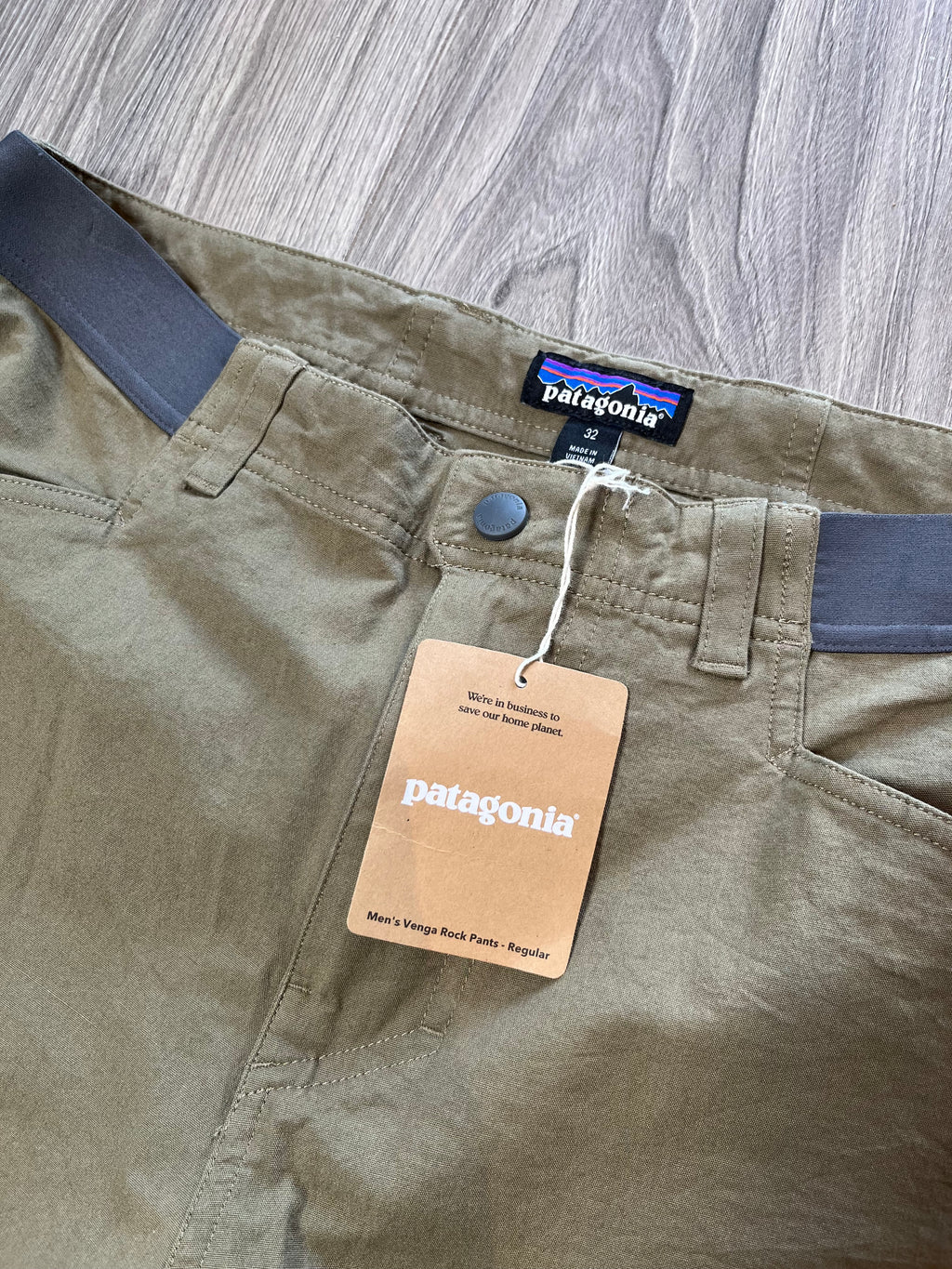 BNWT Patagonia Venga Rock Cargo Pants 32