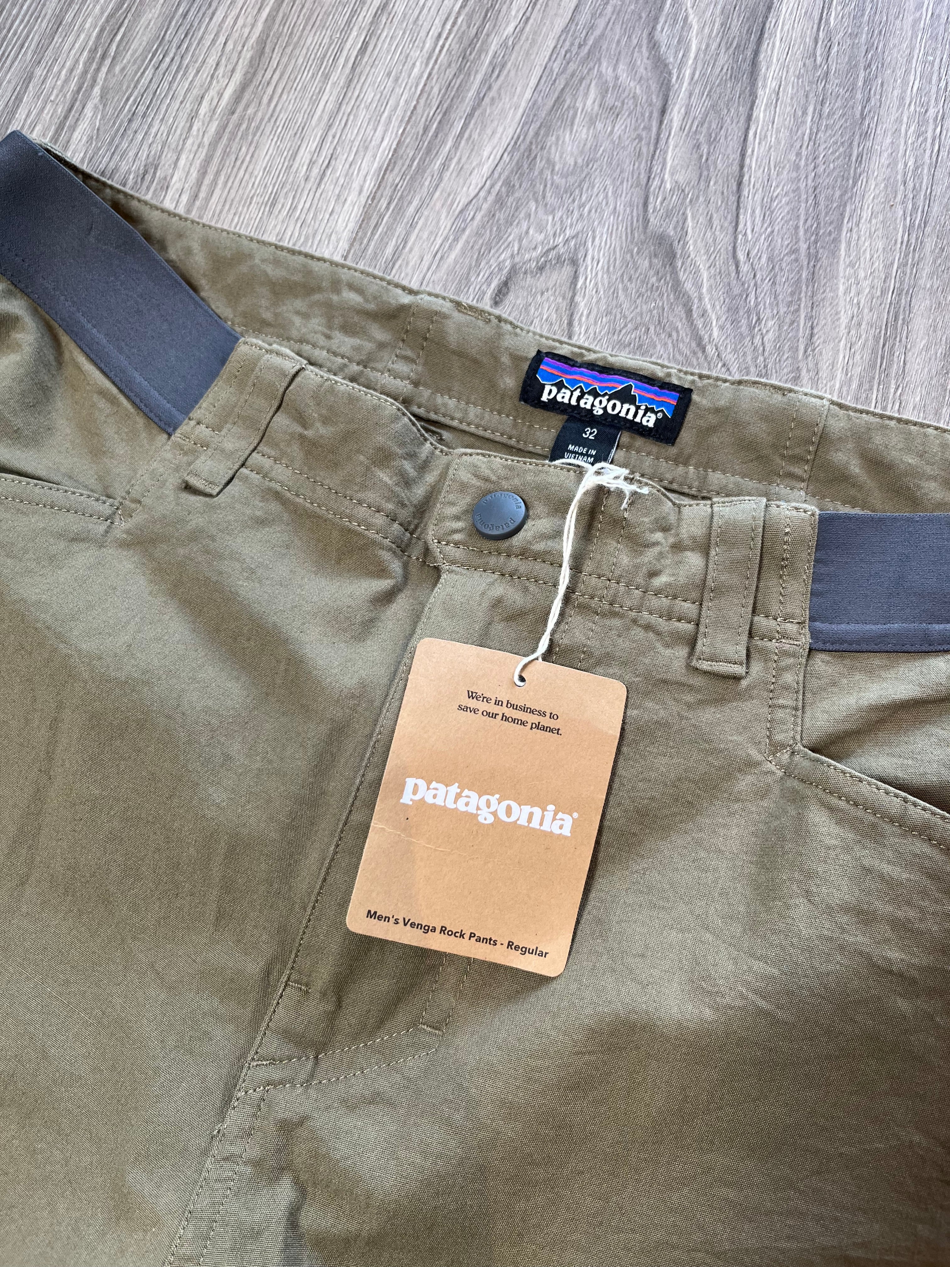 BNWT Patagonia Venga Rock Cargo Pants 32