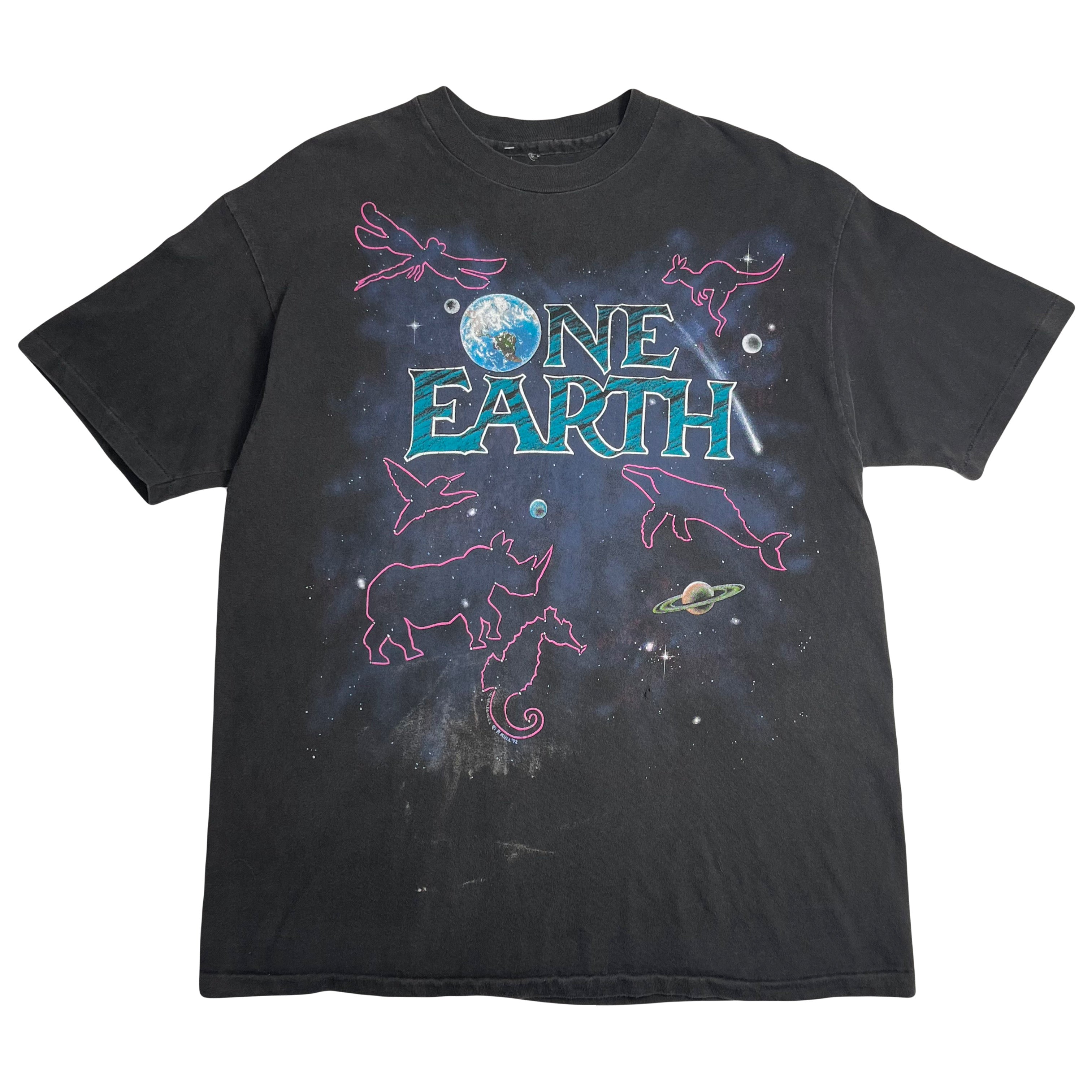 1992 Harlequin One Earth One Chance AOP Graphic Tee L