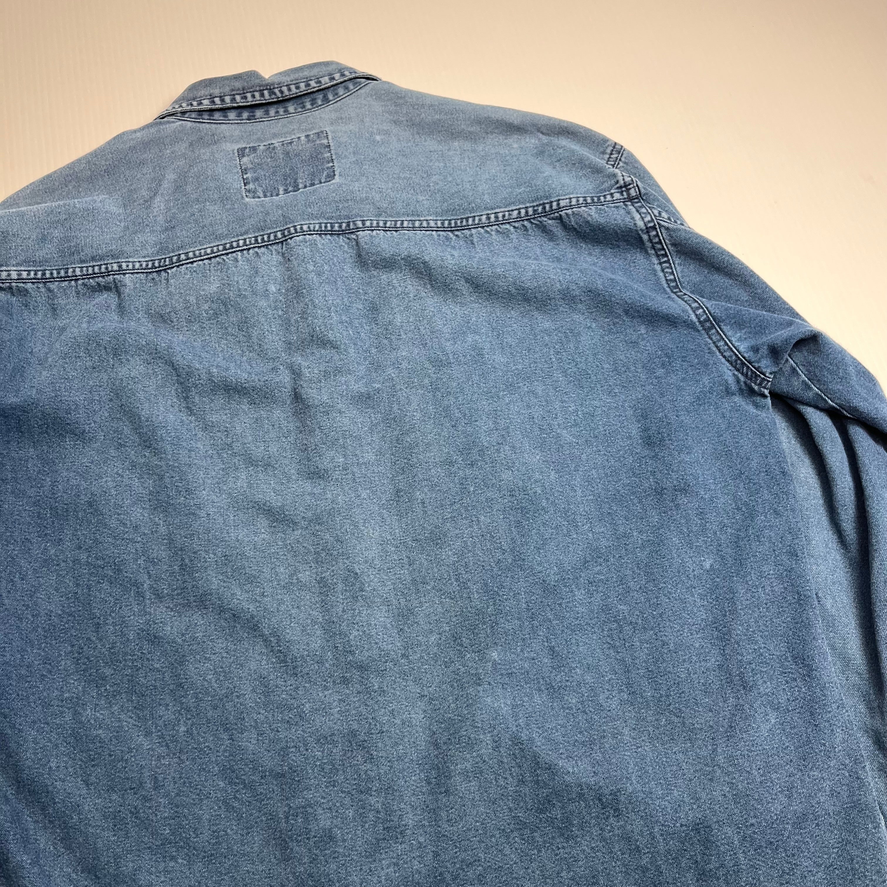 Vintage Levi's Dark Wash Denim Shirt M