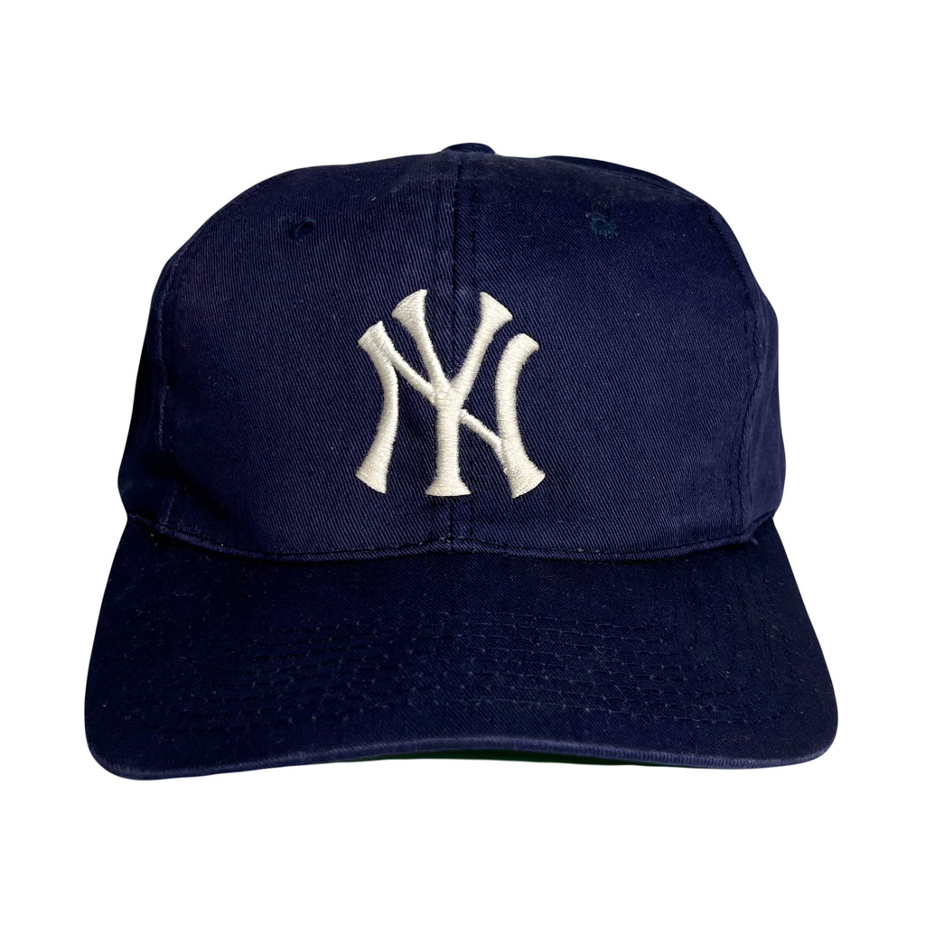 Vintage New York Yankees MLB Snapback Hat
