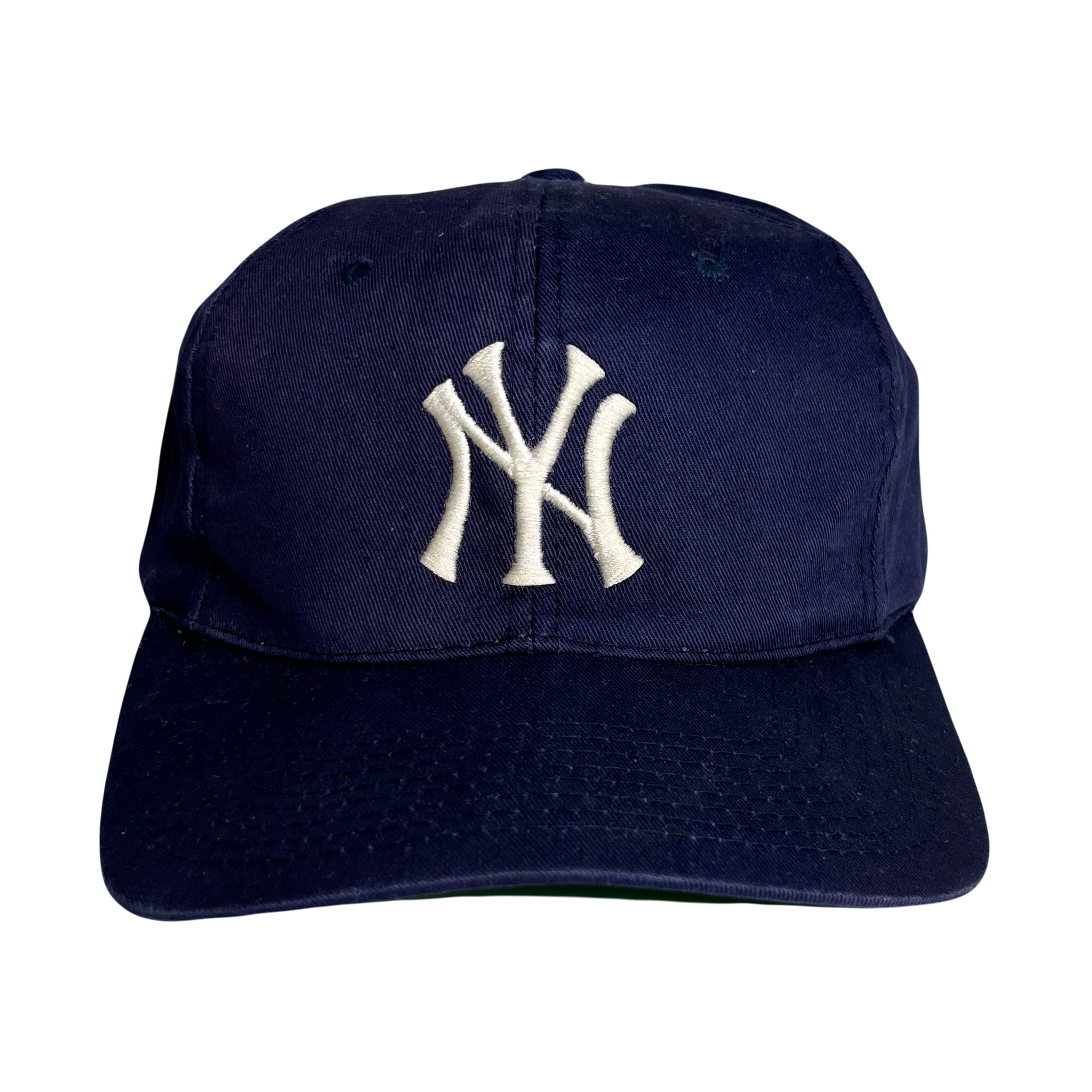 Vintage New York Yankees MLB Snapback Hat