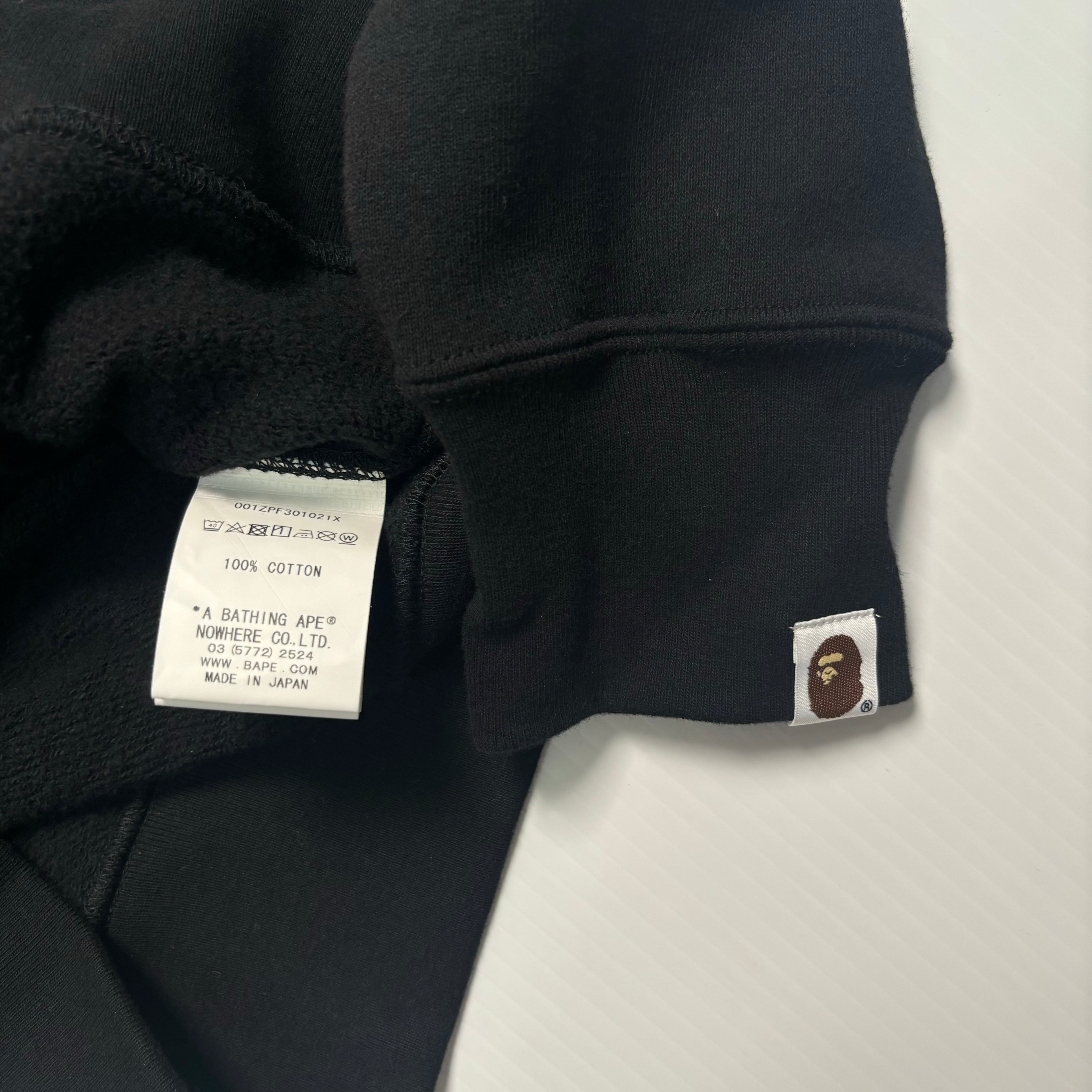BNWT A Bathing Ape Shark Zip Hoodie M