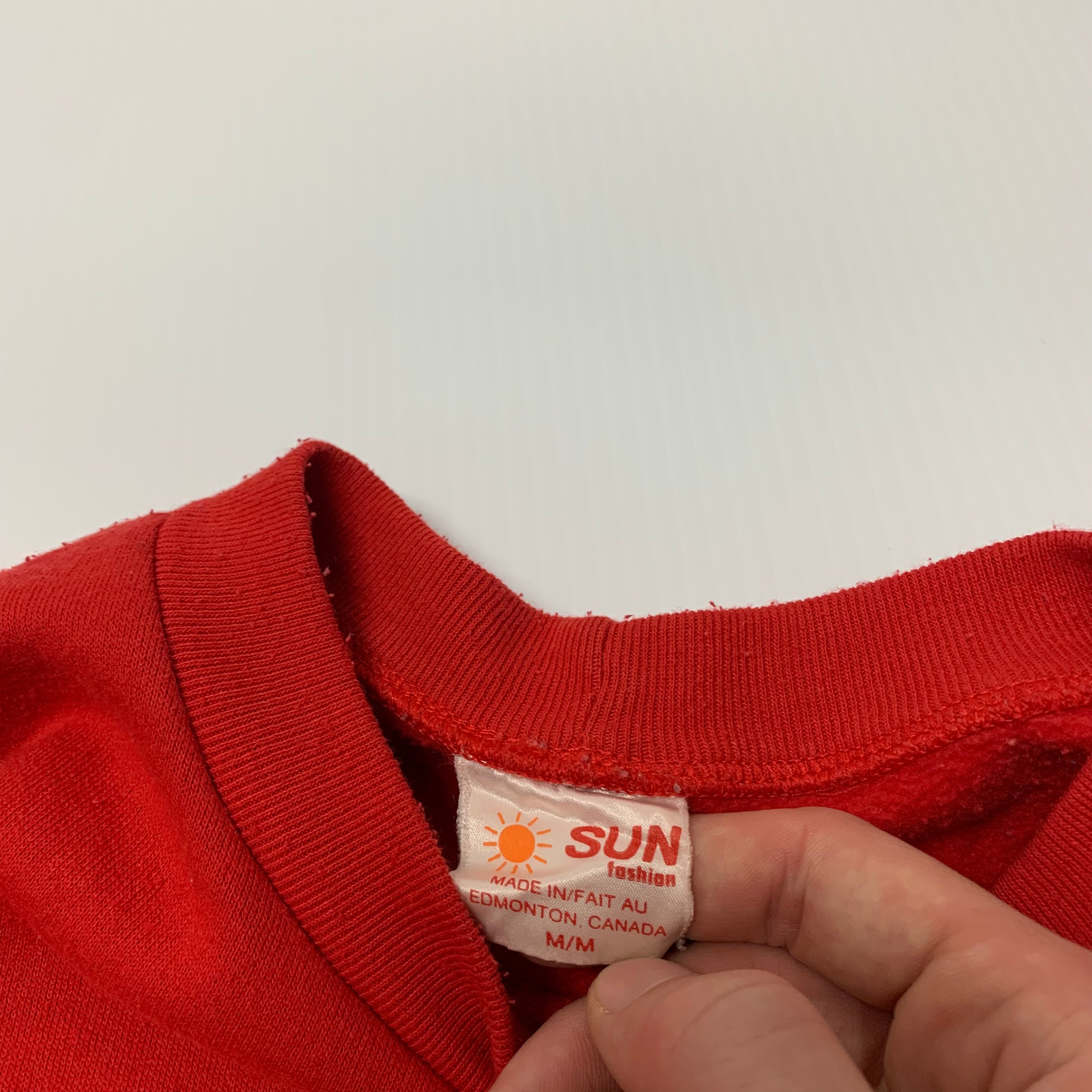Vintage Red Club Monaco Crewneck M