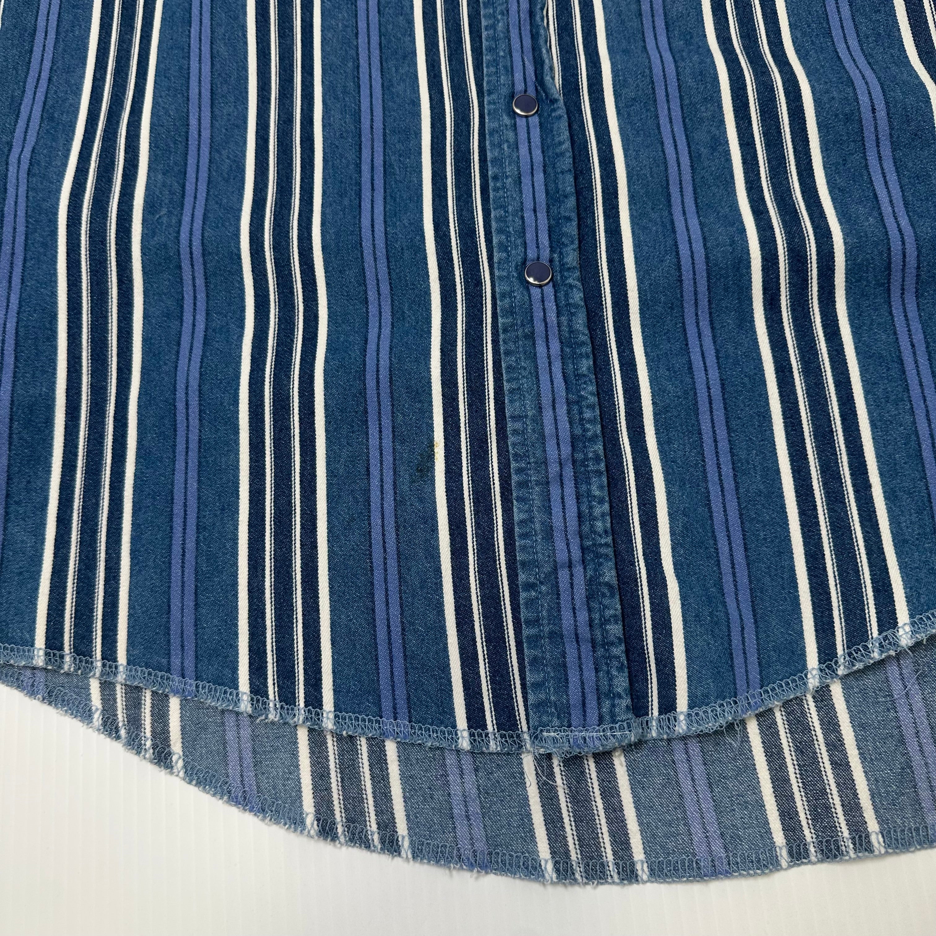 Vintage Wrangler Multi Stripe Button Up Shirt M