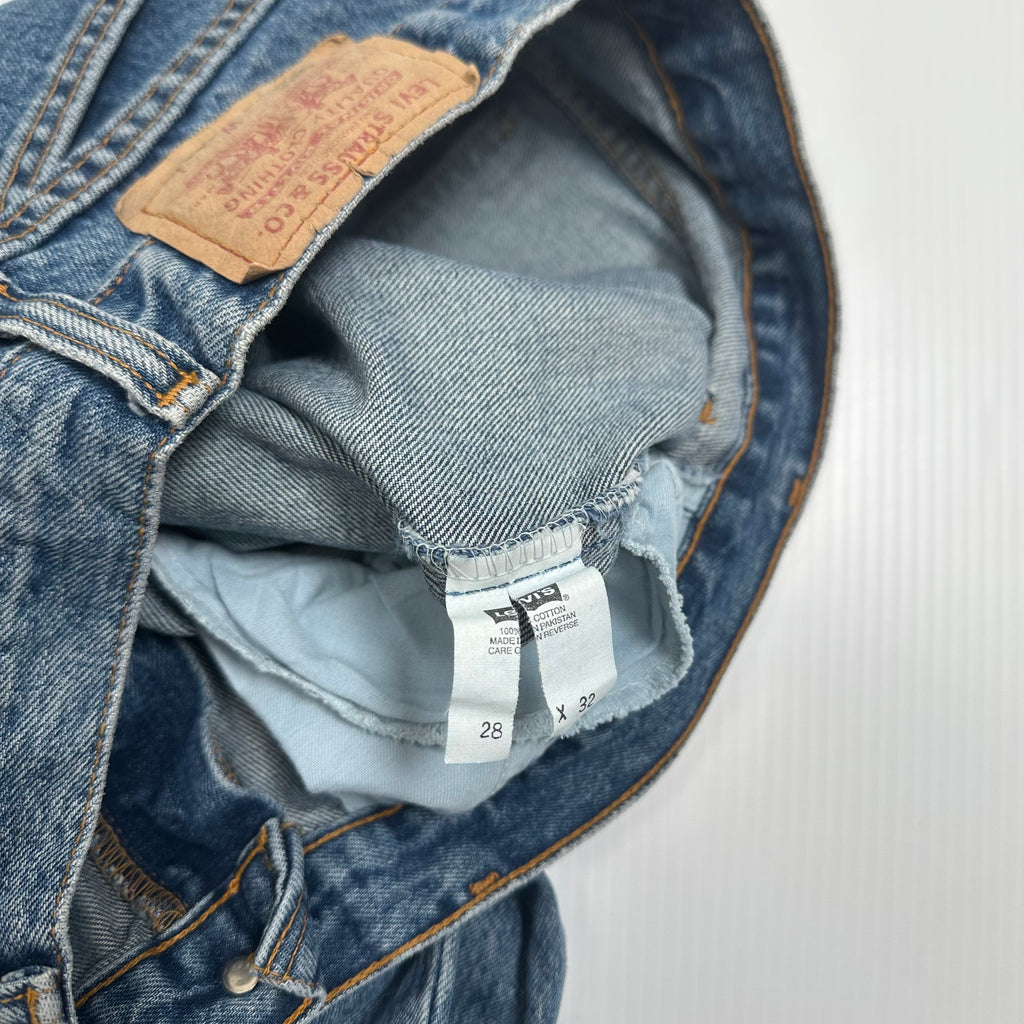 Vintage Levi's 985 Medium Wash Flared Denim 28