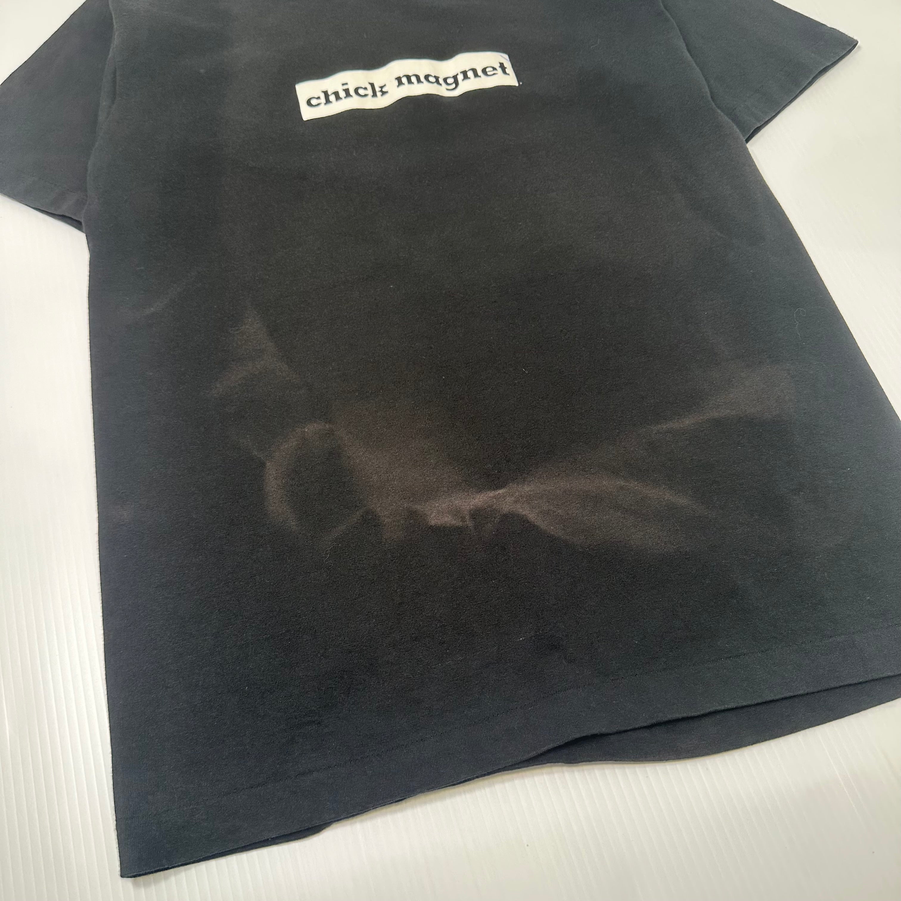 90s Chick Magnet Parody Tee L