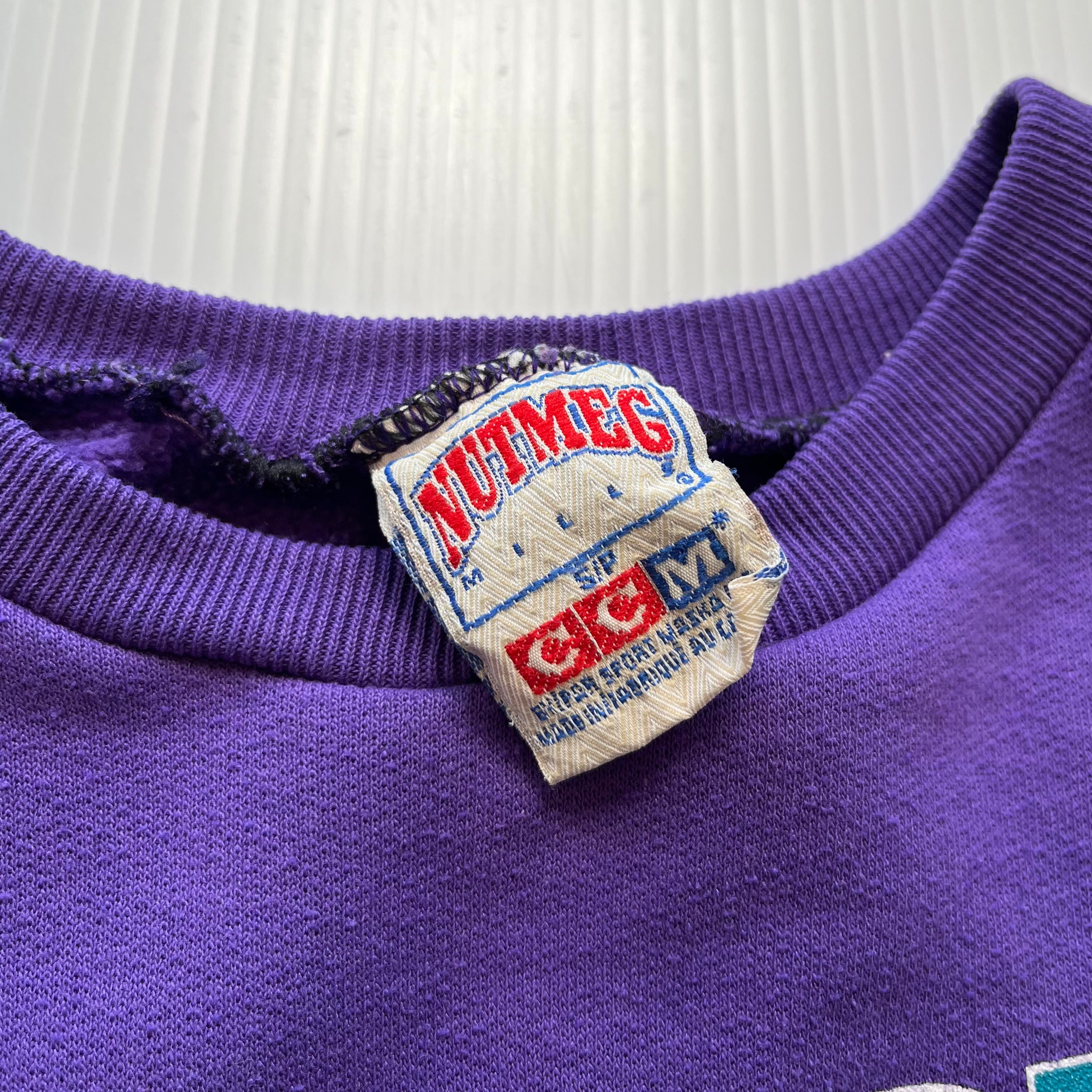 Vintage Nutmeg Charlotte Hornets Crewneck S