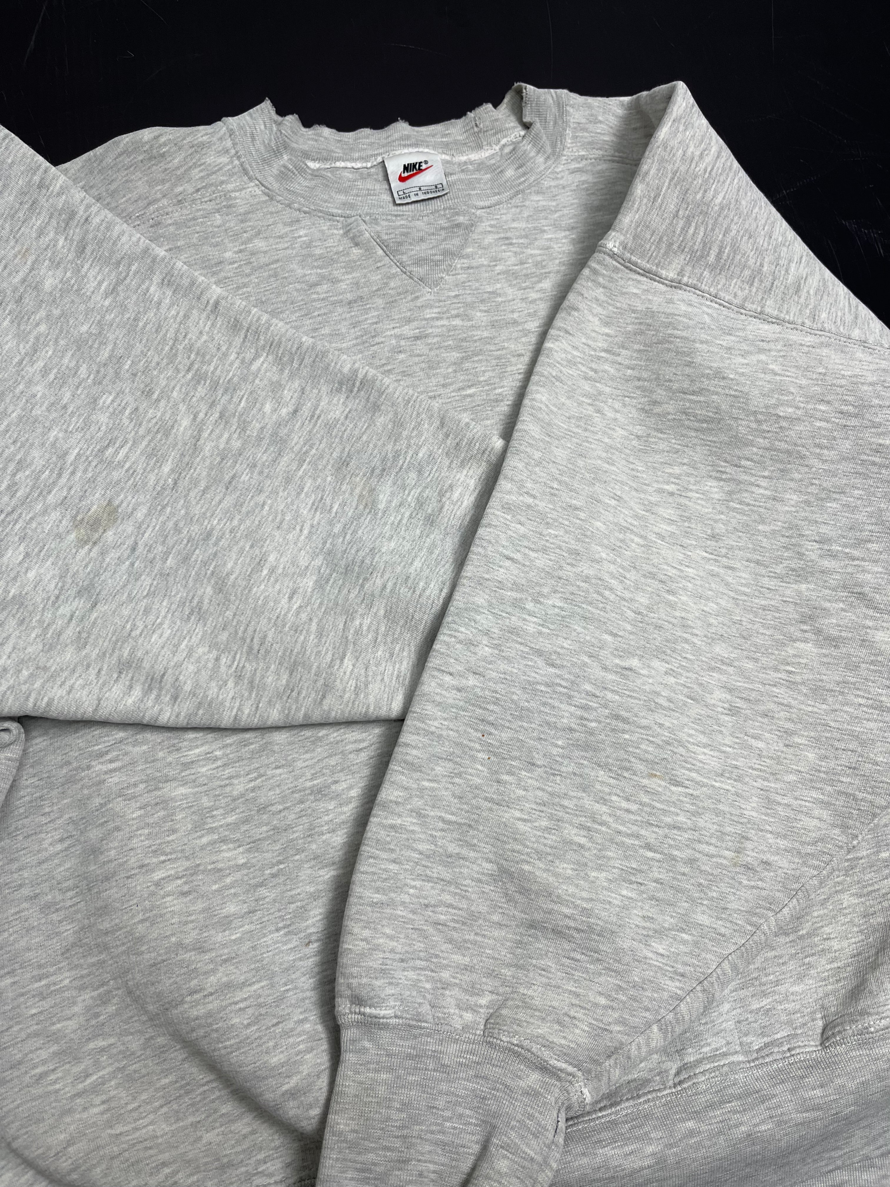 90s Nike Grey Spellout Crewneck L