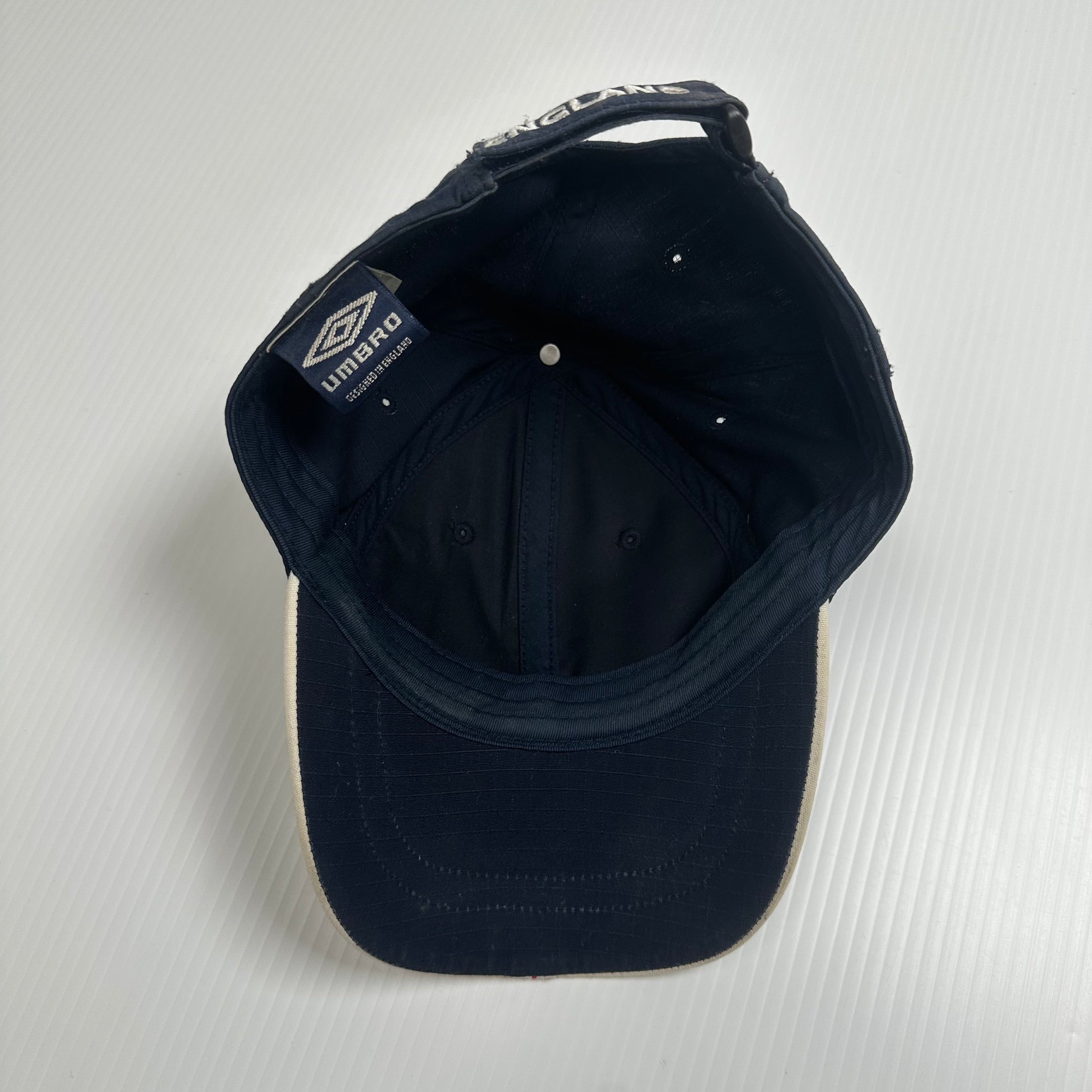 2000s Umbro England Strapback Hat