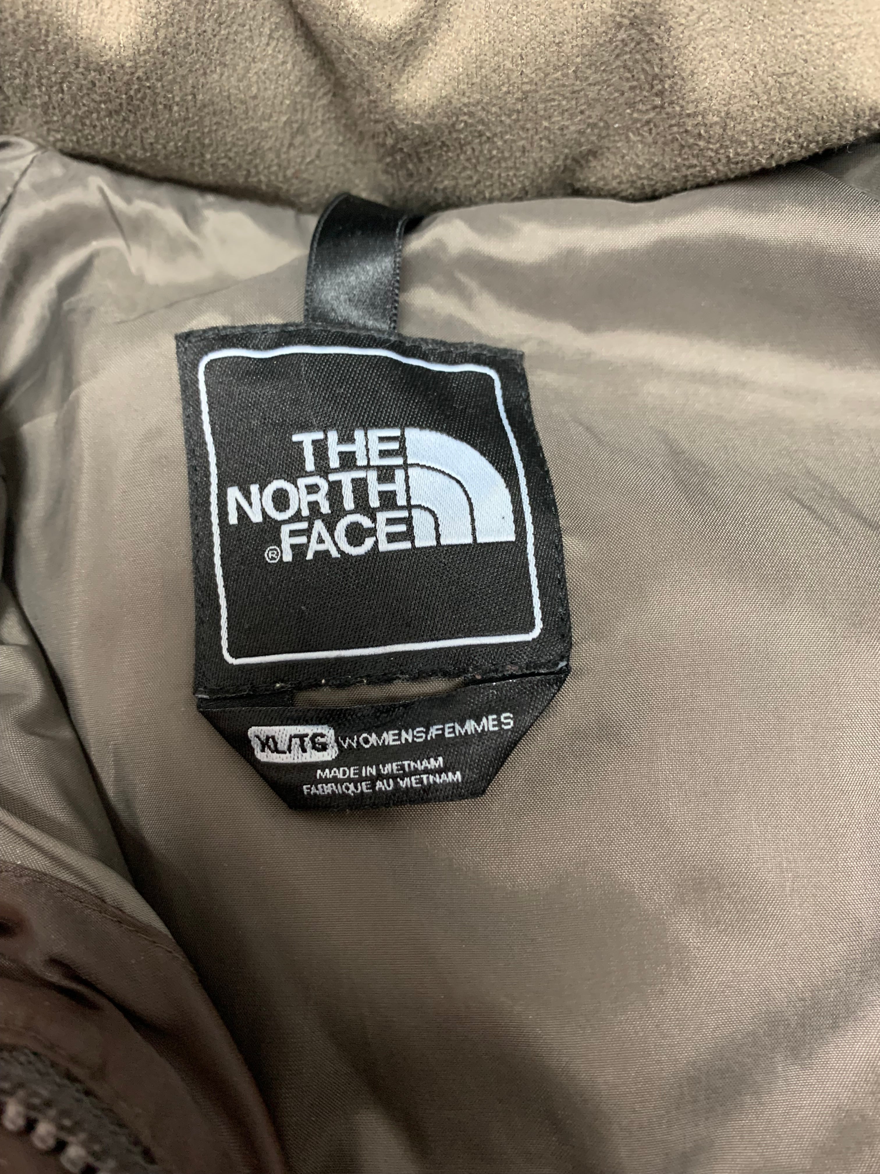 TNF 550 Puffer Jacket Women's XL