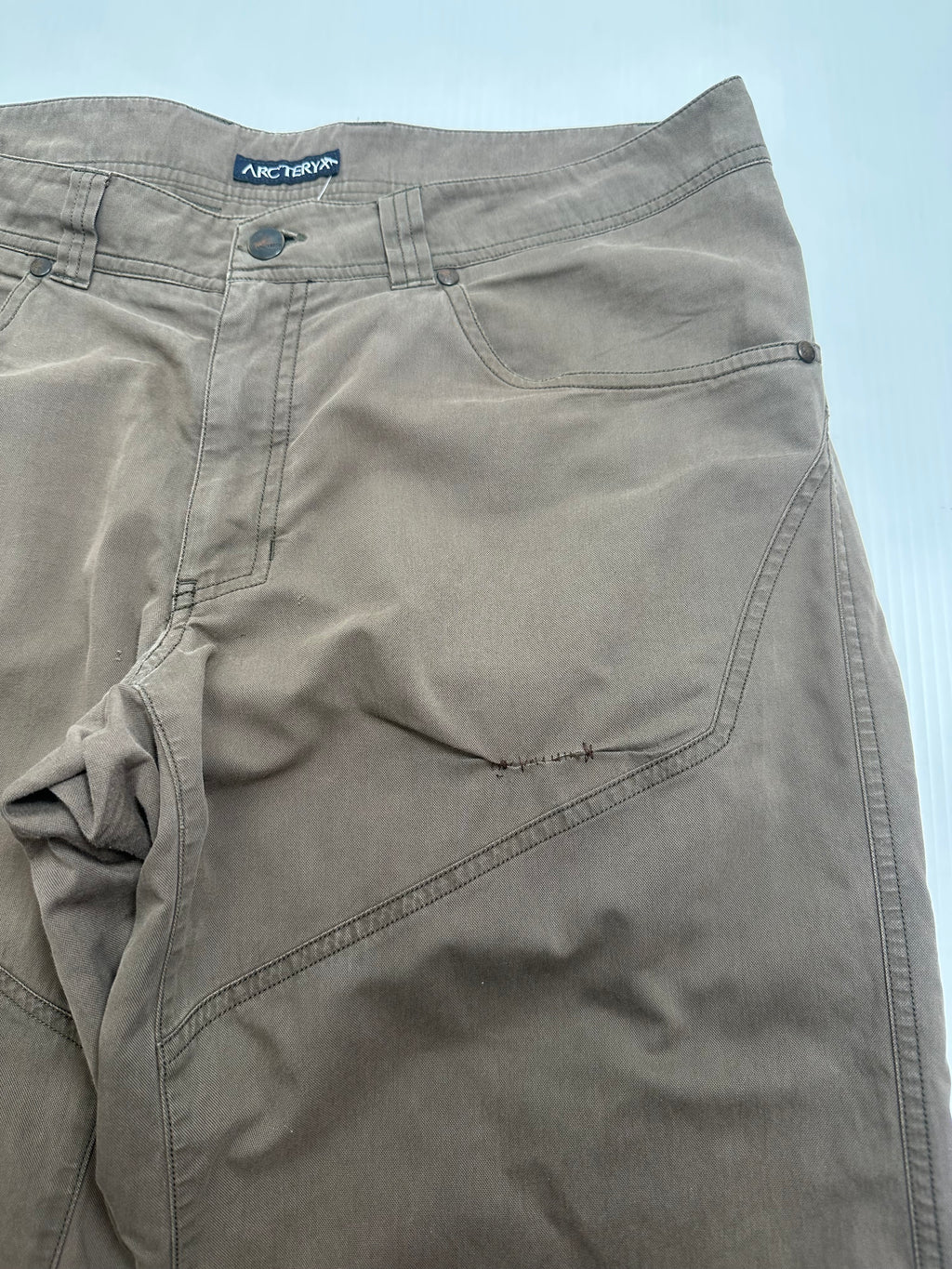 Arc'teryx Light Cotton Cargo Pants 34