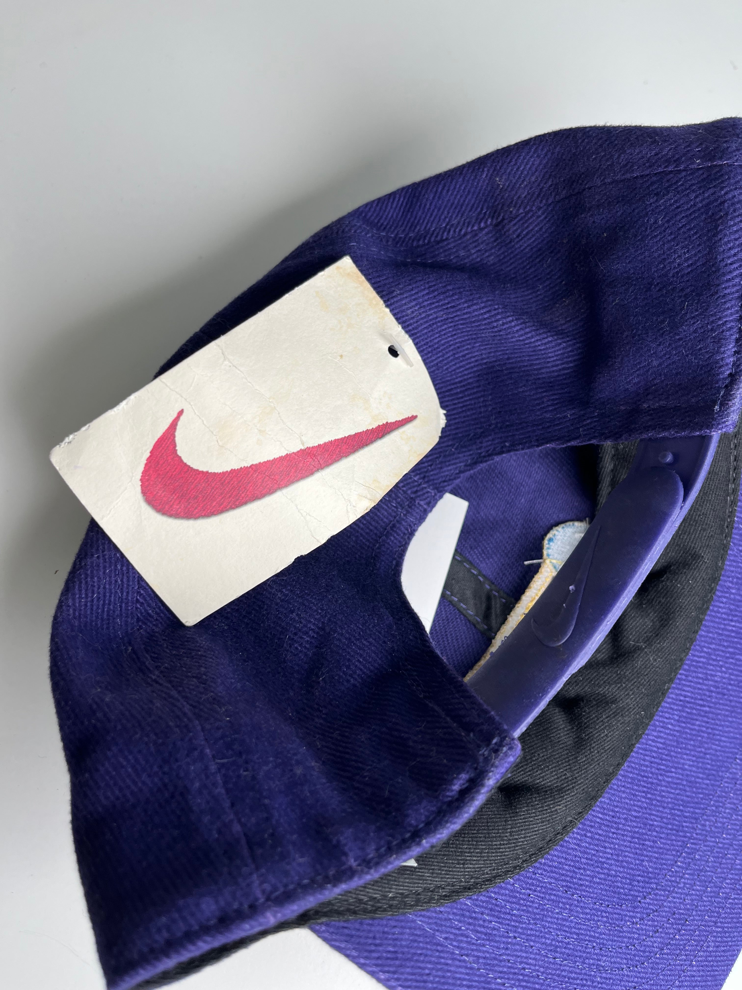 90s Nike BNWT Snapback