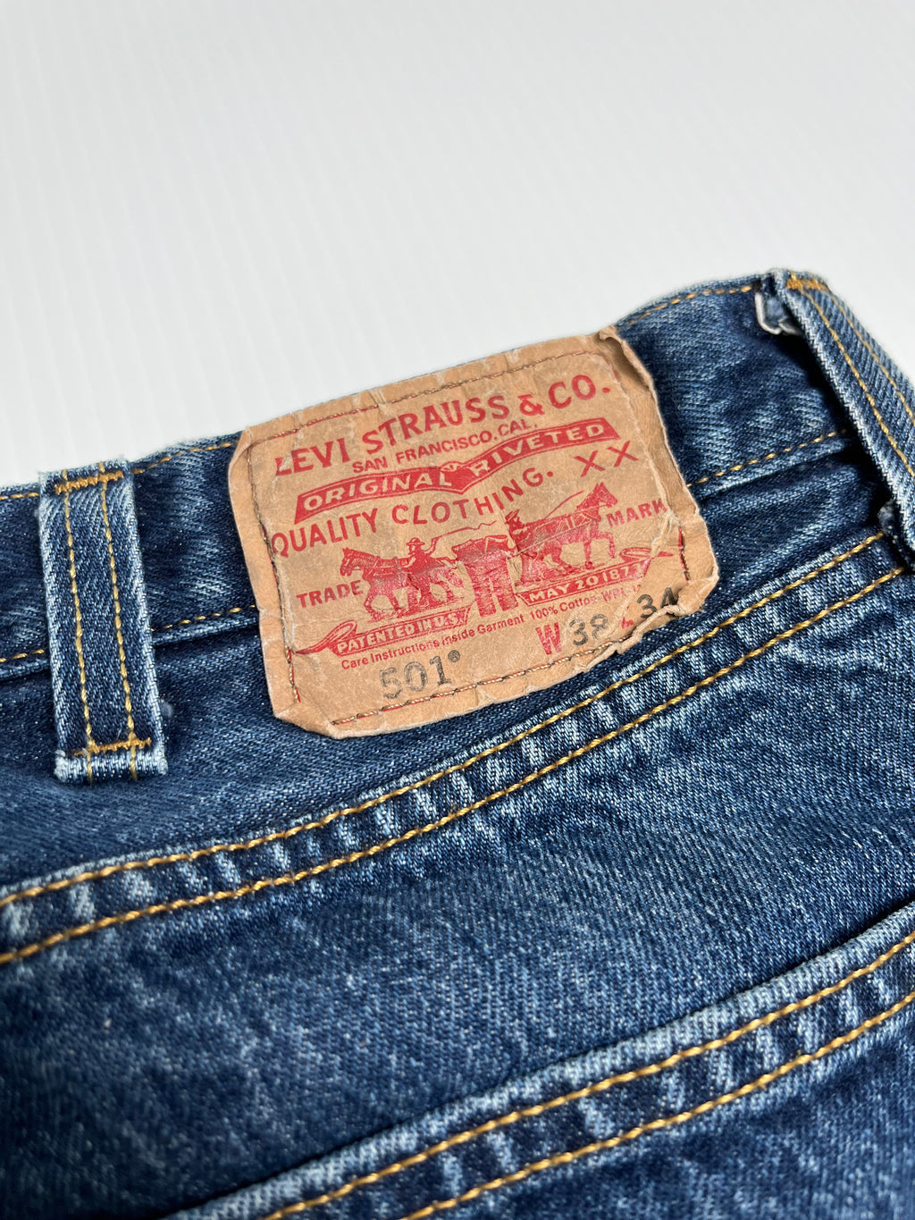 Vintage Levi's 501 Dark Wash 38