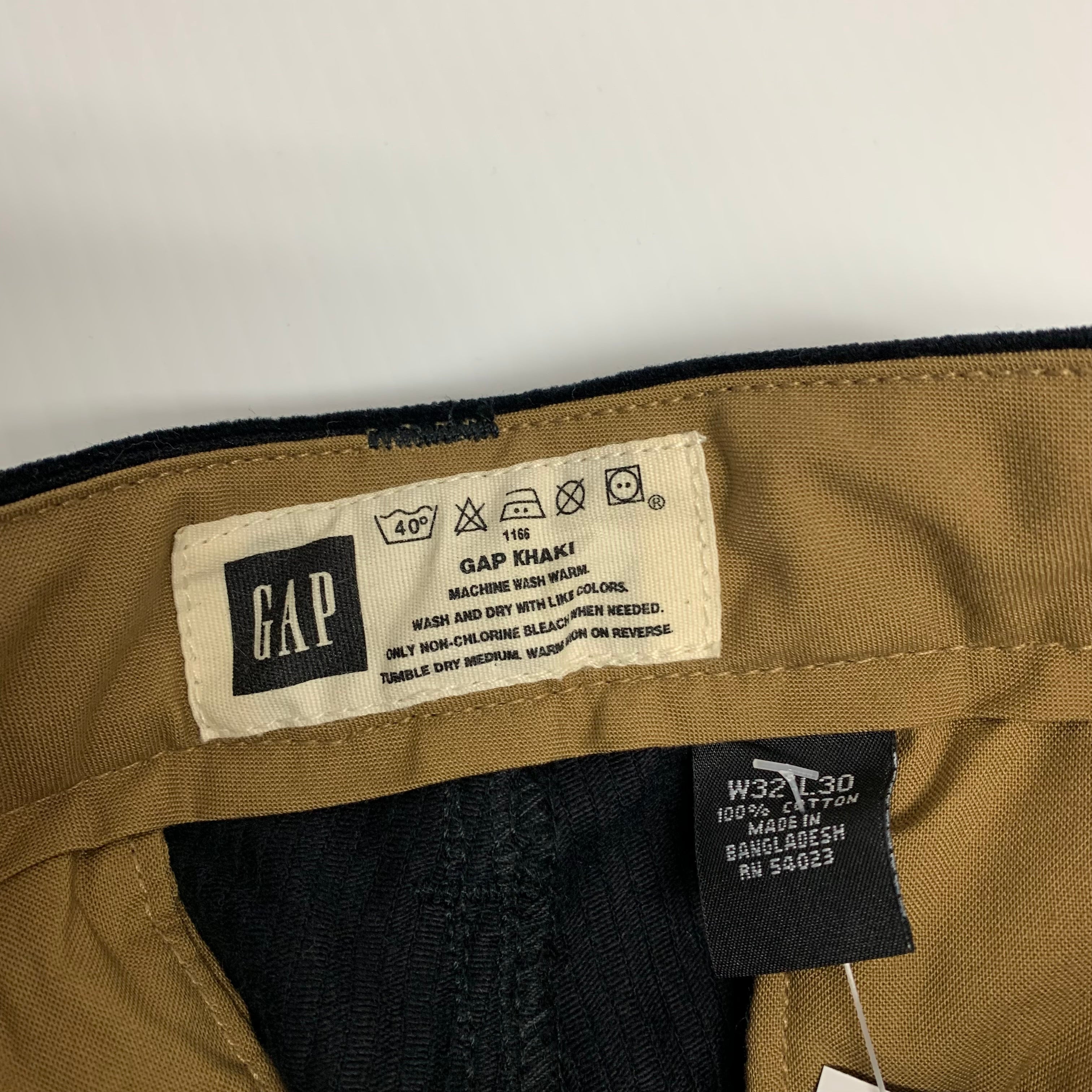 NWT Y2K Black Corduroy GAP Pants 32