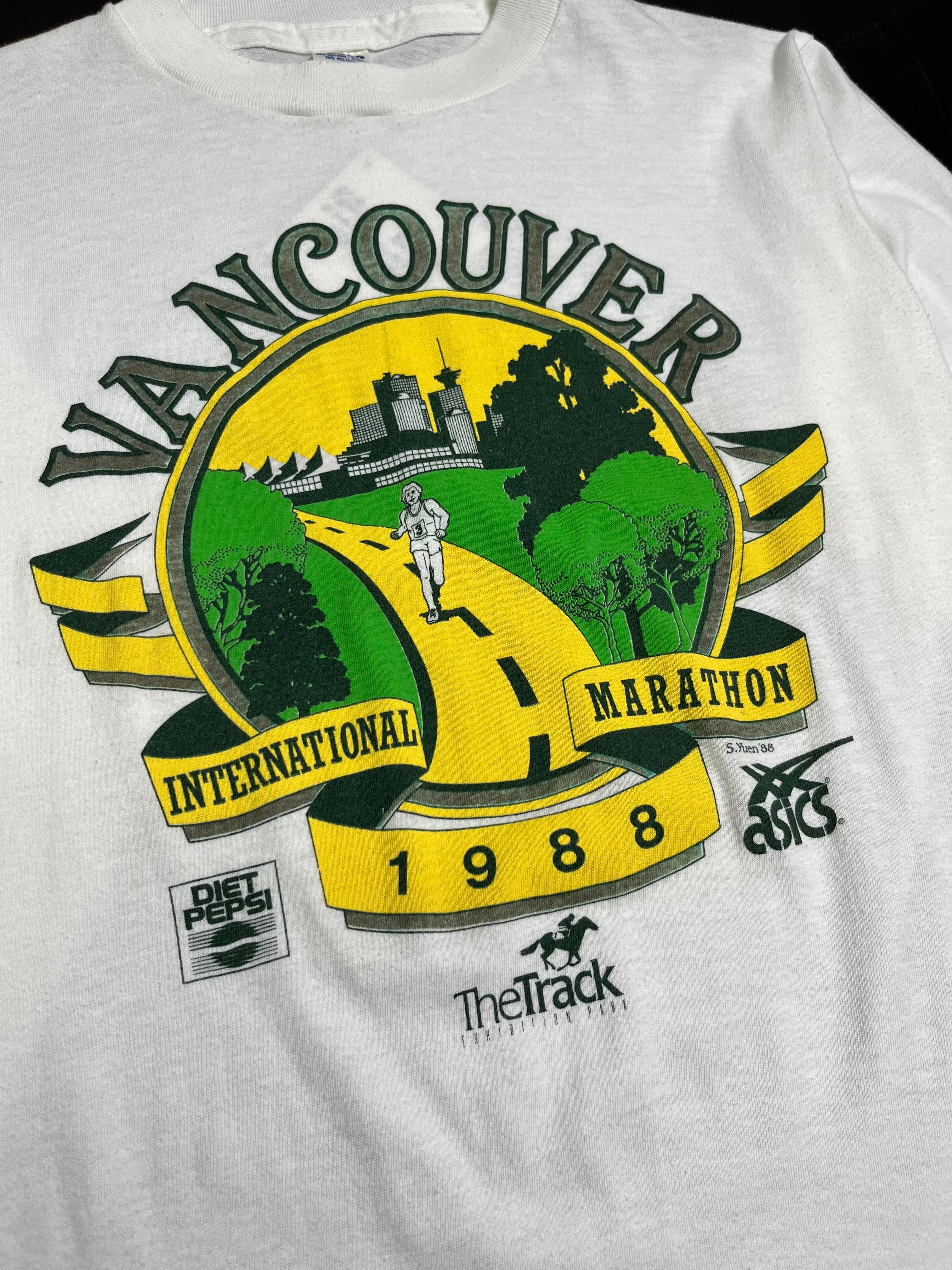 1988 Vancouver International Marathon LS Shirt M