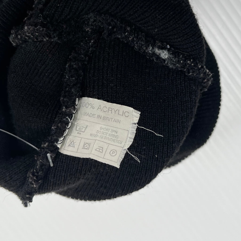 Vintage Newcastle Magpies Beanie