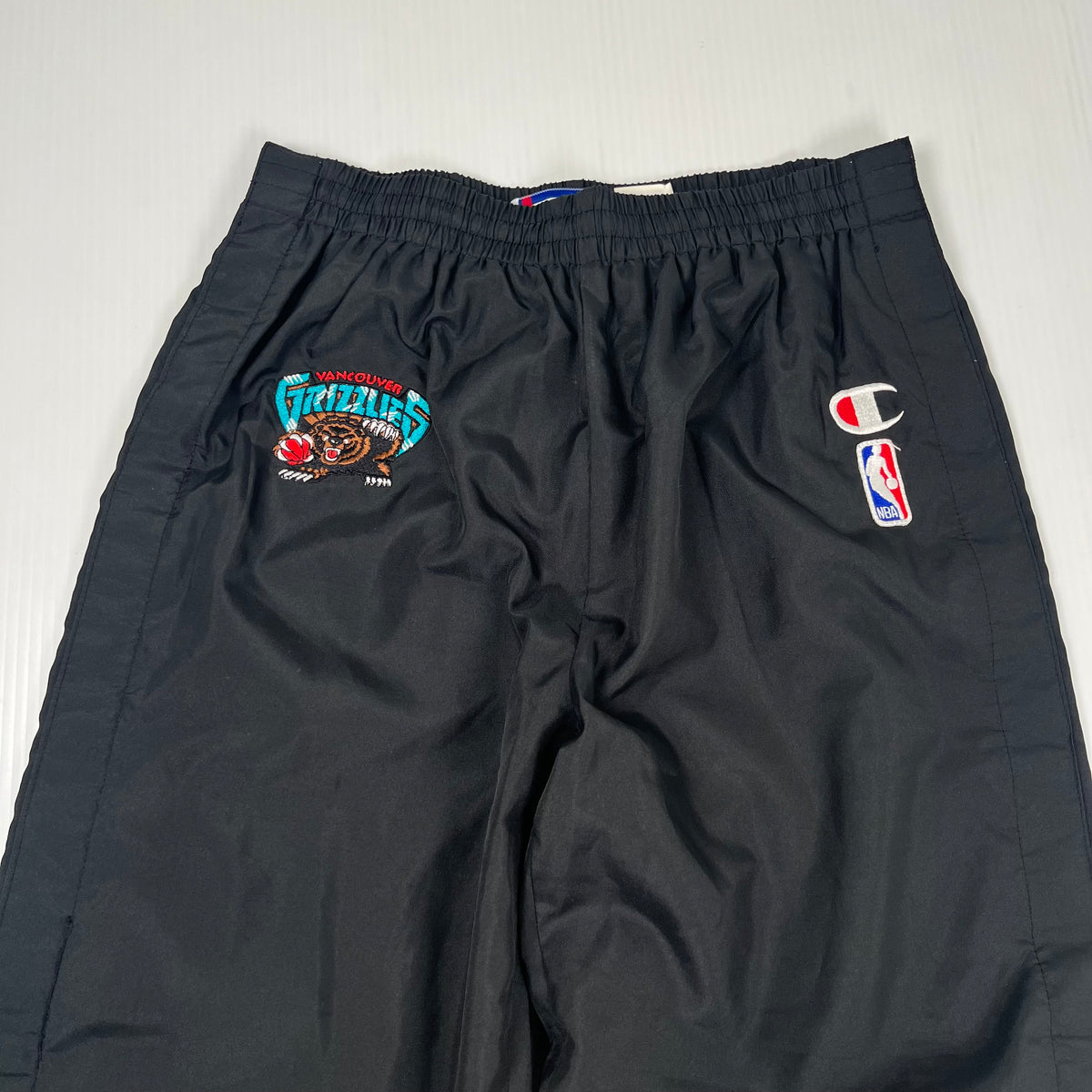 Vintage Champion Vancouver Grizzlies Tearaway Track Pants XL