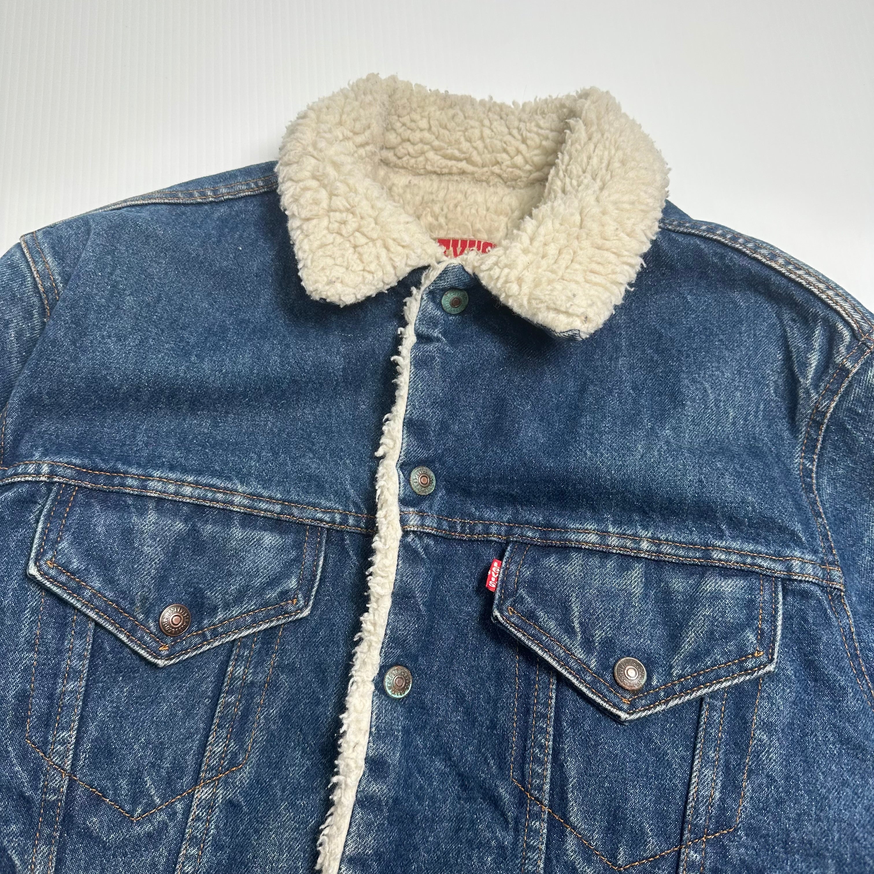 Vintage Levi's Sherpa Lined Denim Jacket L