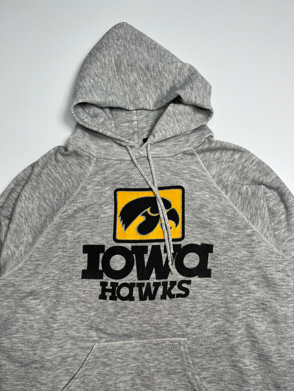 80s Iowa Hawks Hoodie L