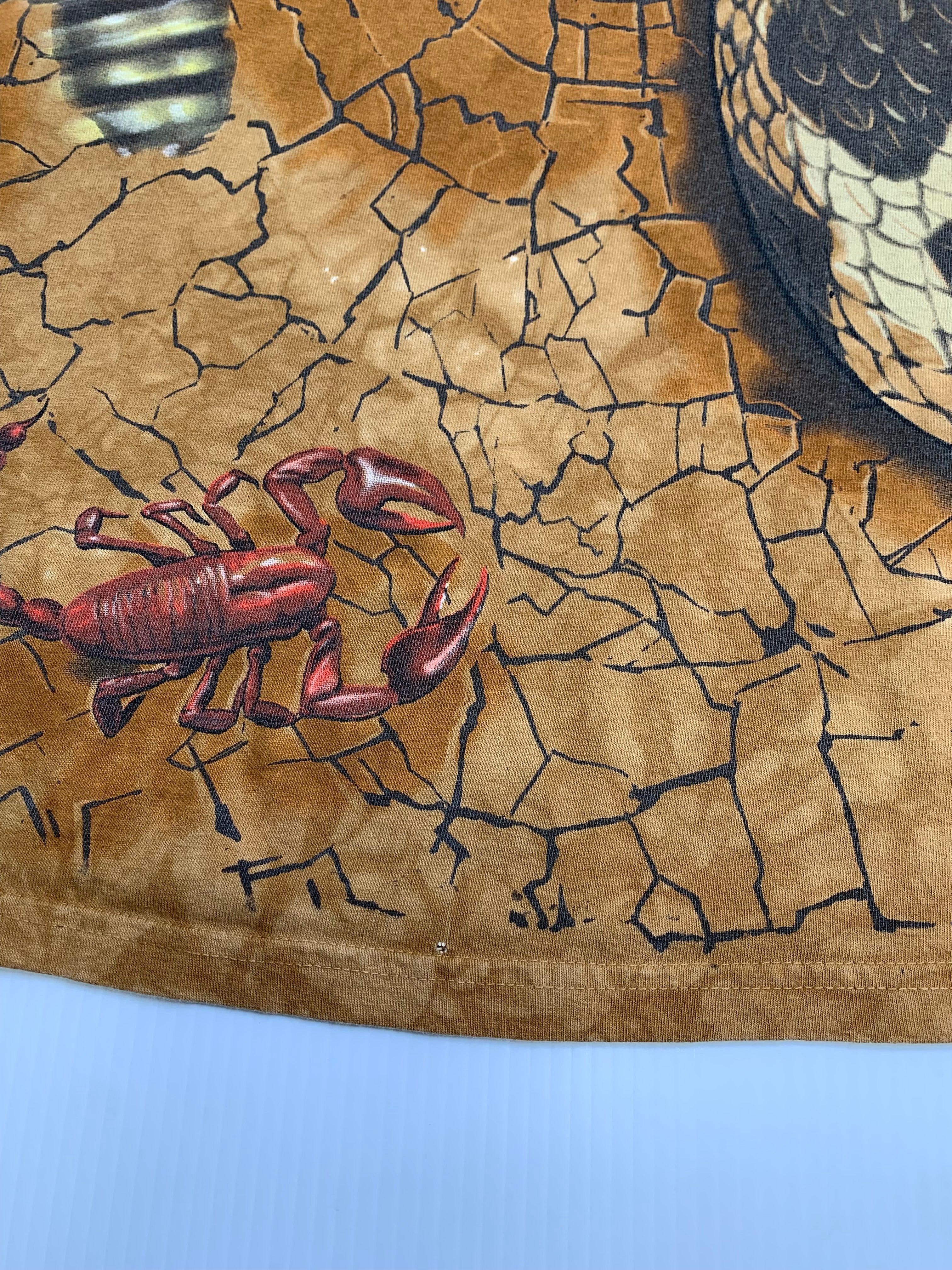 Vintage Liquid Blue RattleSnake Tarantula AOP Tee XL
