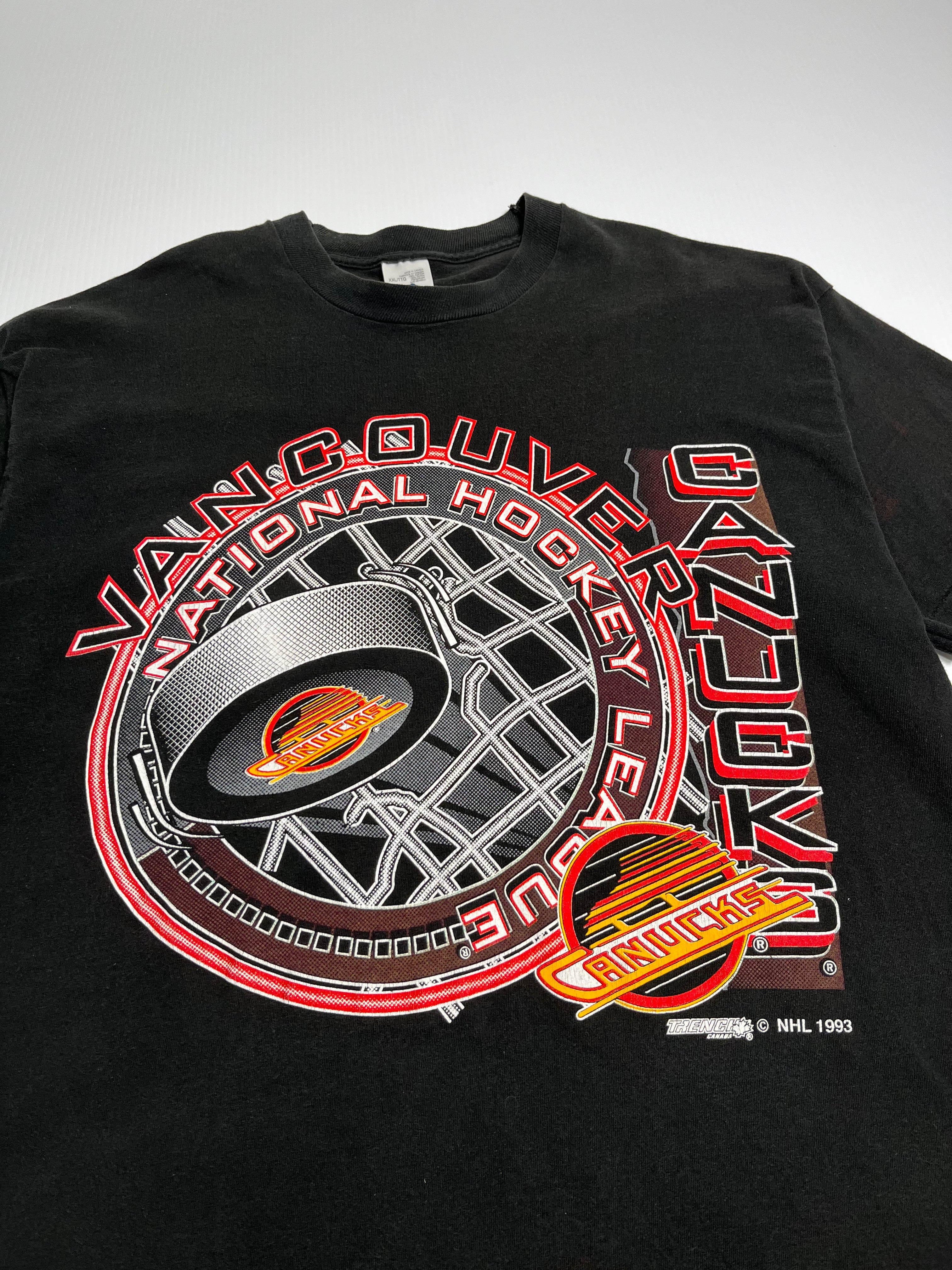 1993 Vancouver Canucks Puck Graphic Tee XXL
