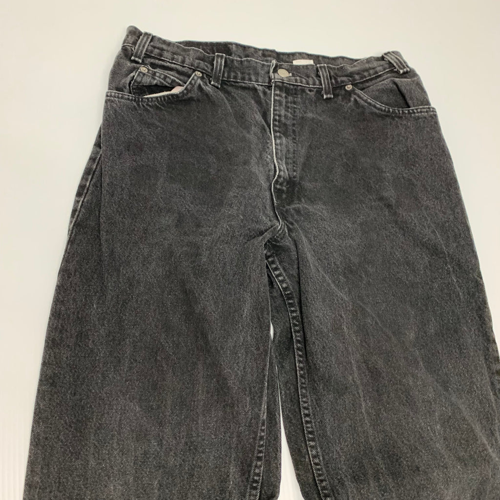 Vintage Black Levi’s Orange Tab 550 32x35