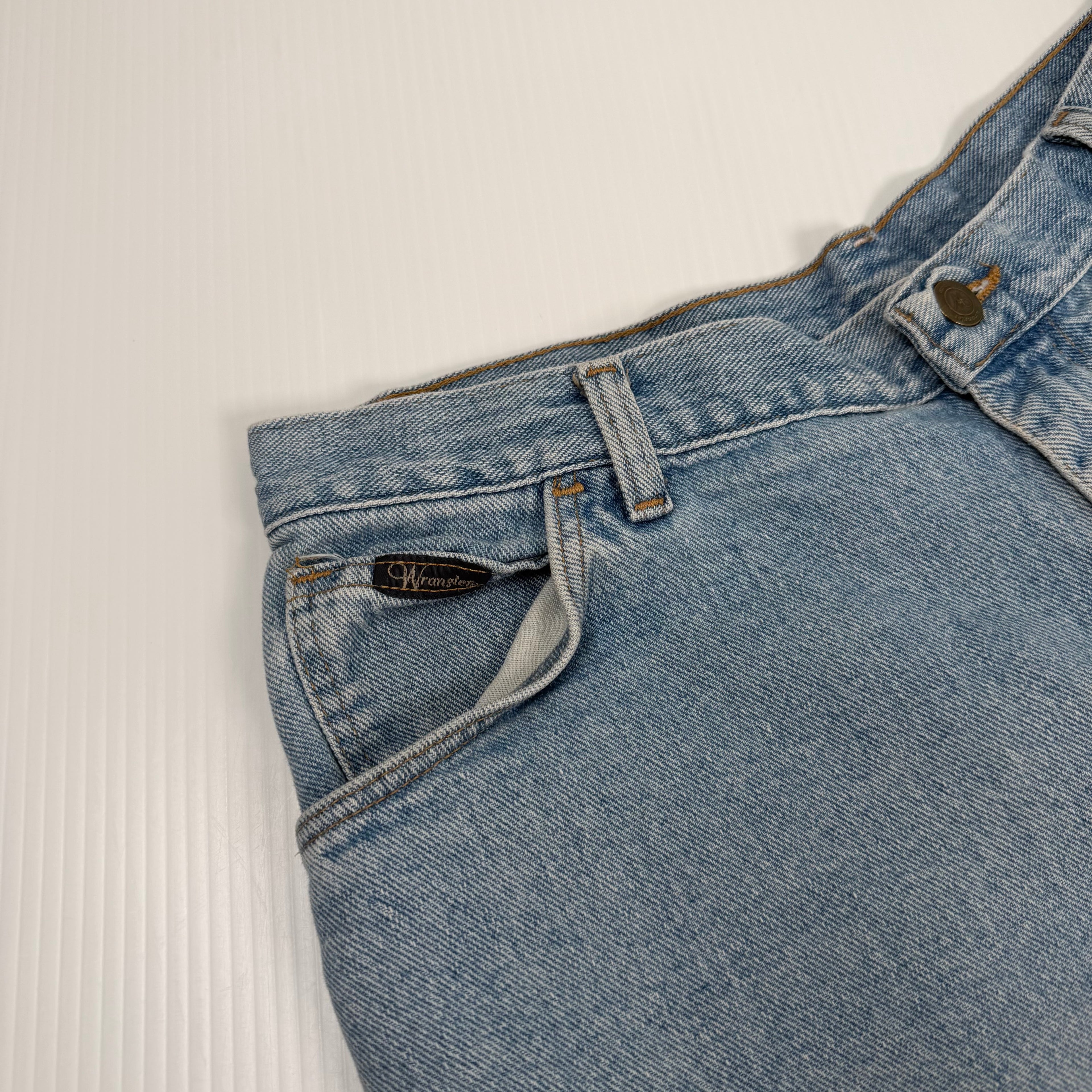 Vintage Wrangler Light Wash Denim Shorts Women's 16