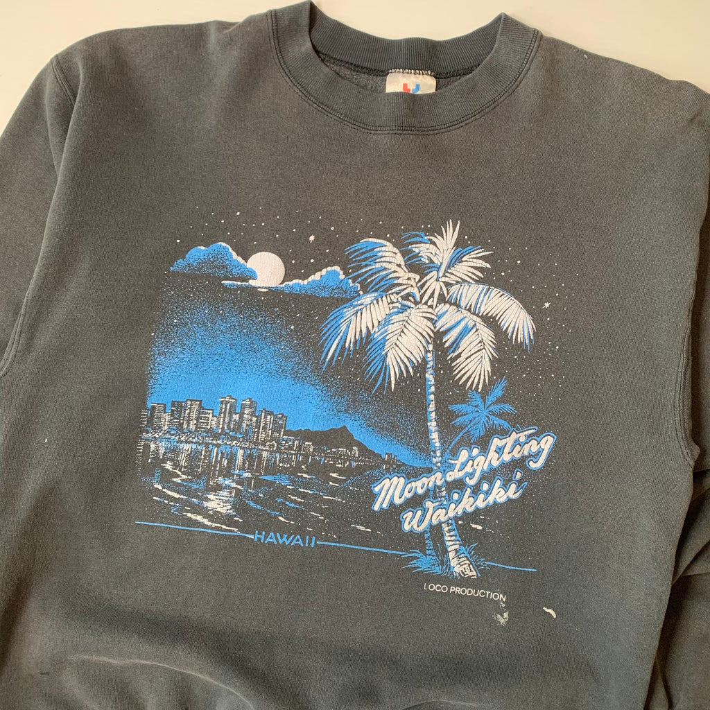 90s Distressed Moonlighting Waikiki Hawaii Crewneck XL