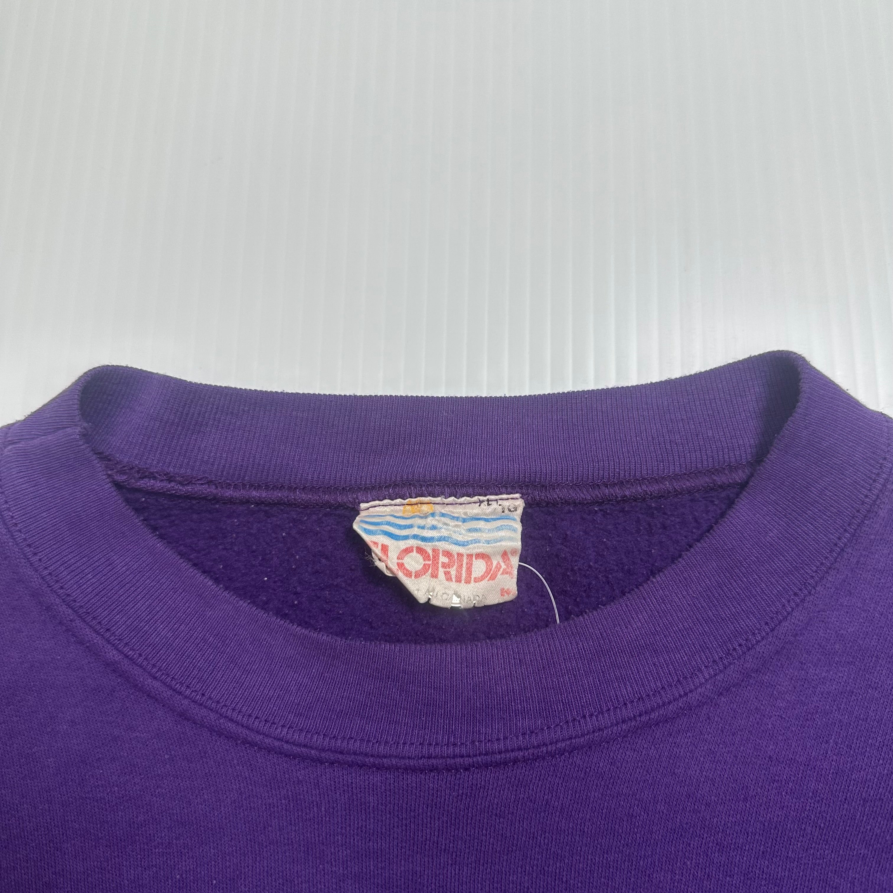 Vintage Powell River BC Canada Graphic Crewneck XL